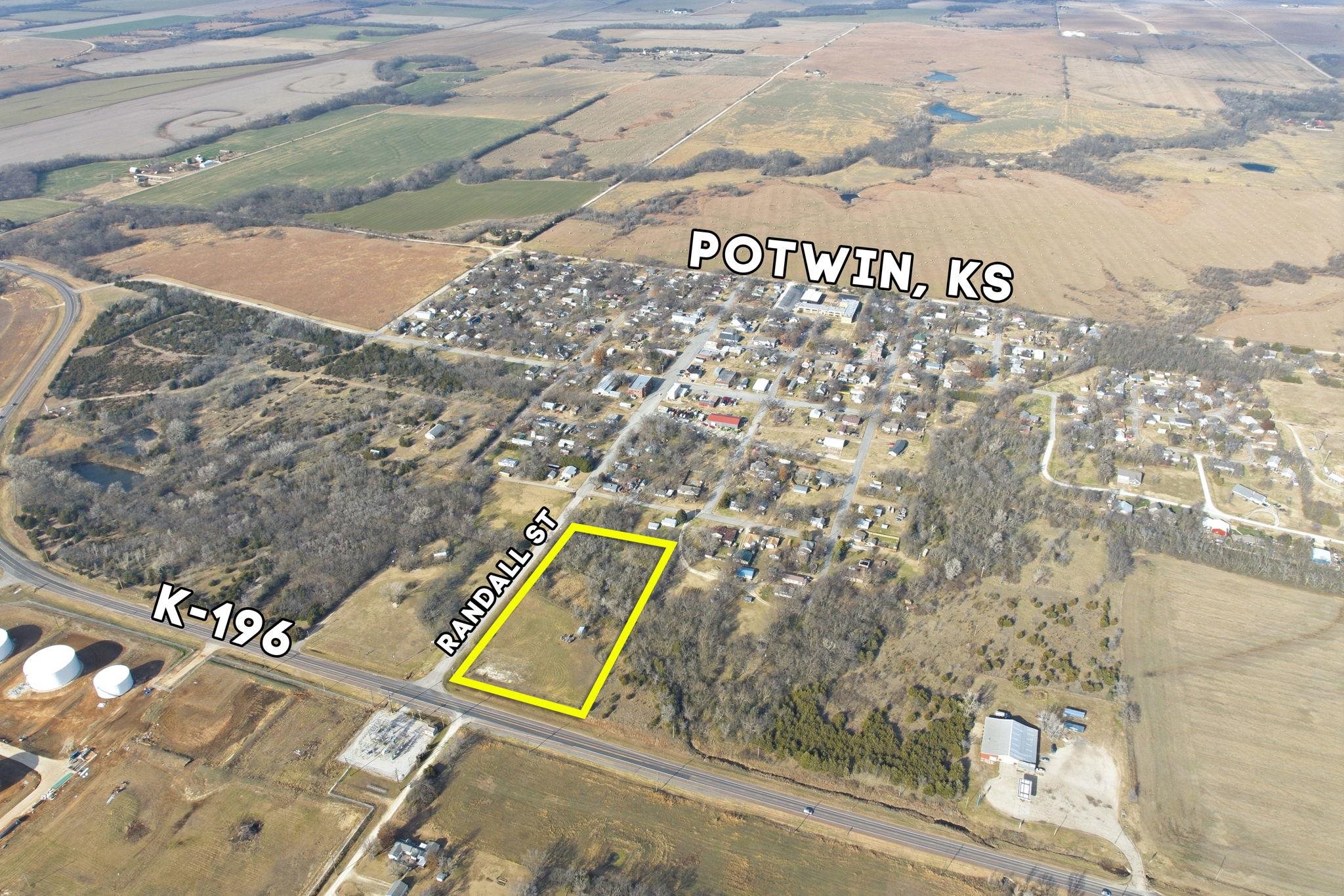 410 S Randall Property Photo 2