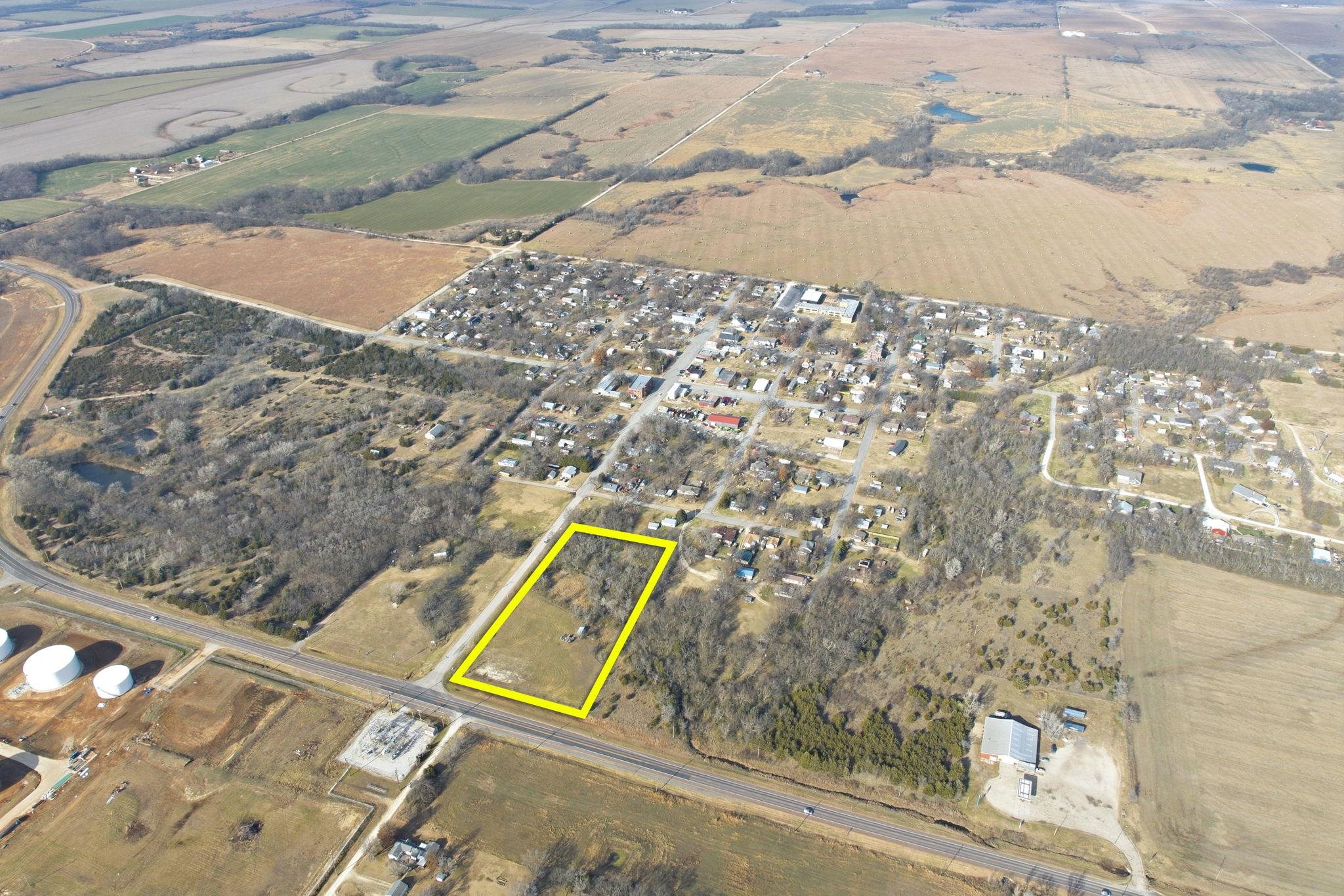 410 S Randall Property Photo 5