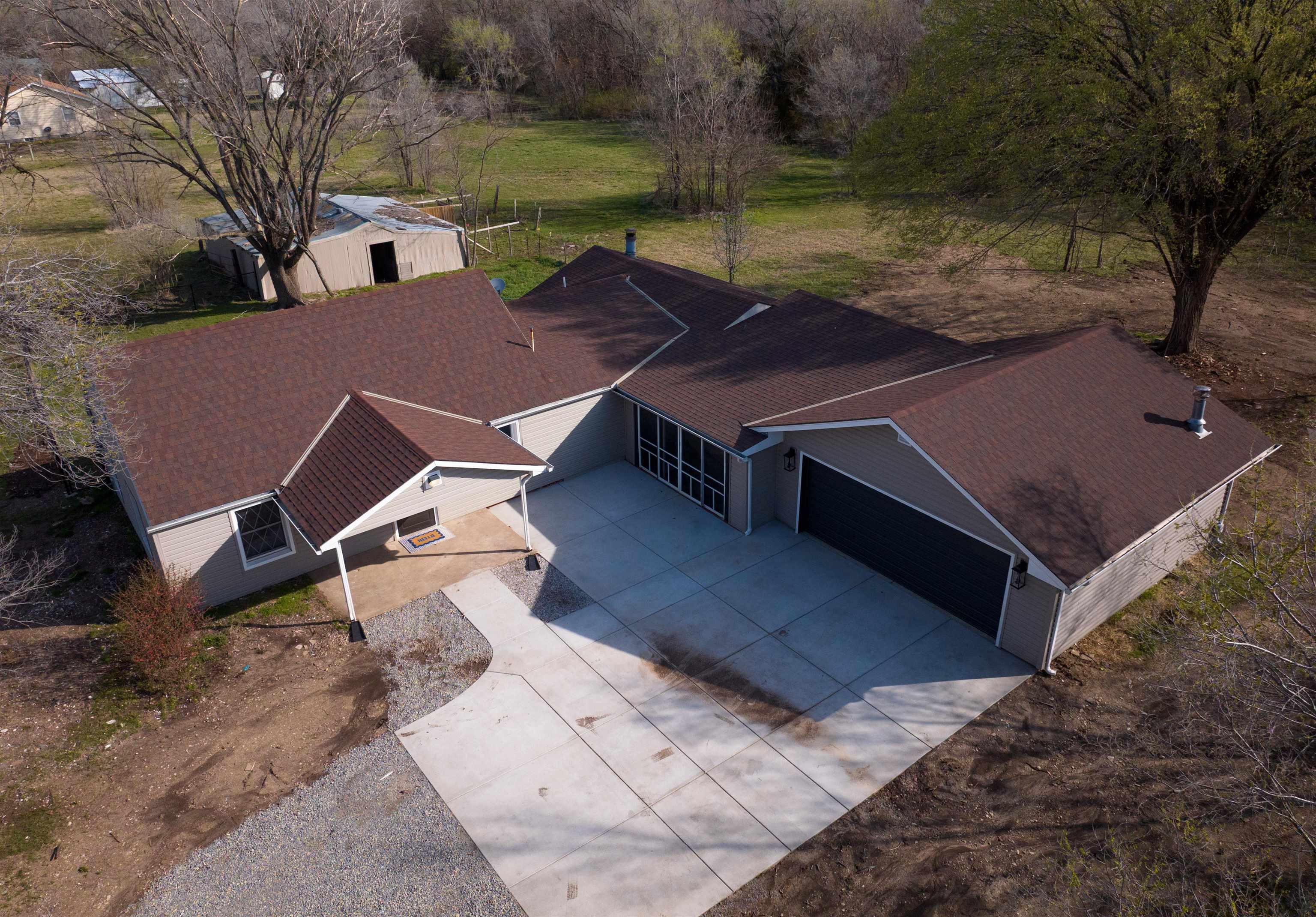 17250 Sw Bannon Rd Property Photo 2