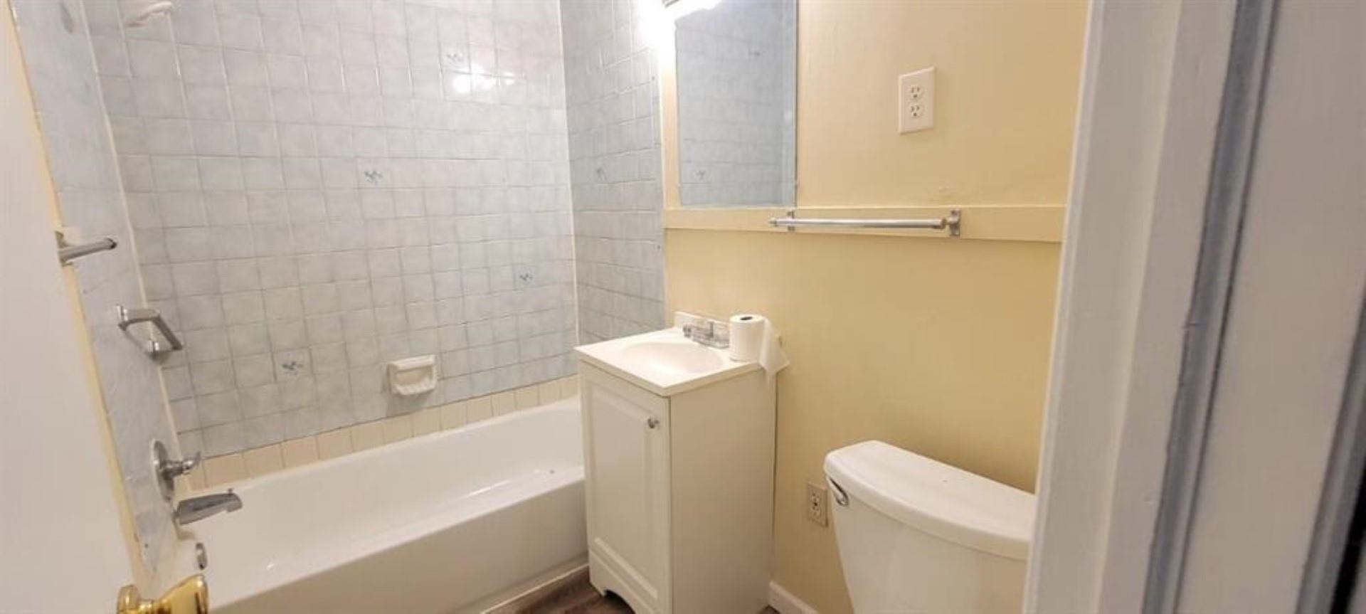 1633 N Pershing St Property Photo 18