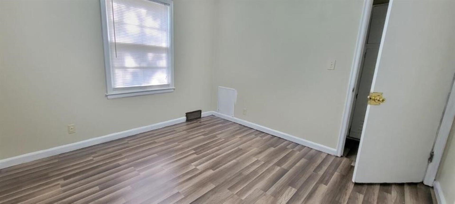 1633 N Pershing St Property Photo 19