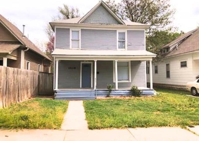 1018 S Main St Property Photo 1