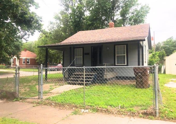 641 S Ellis St. Property Photo 1