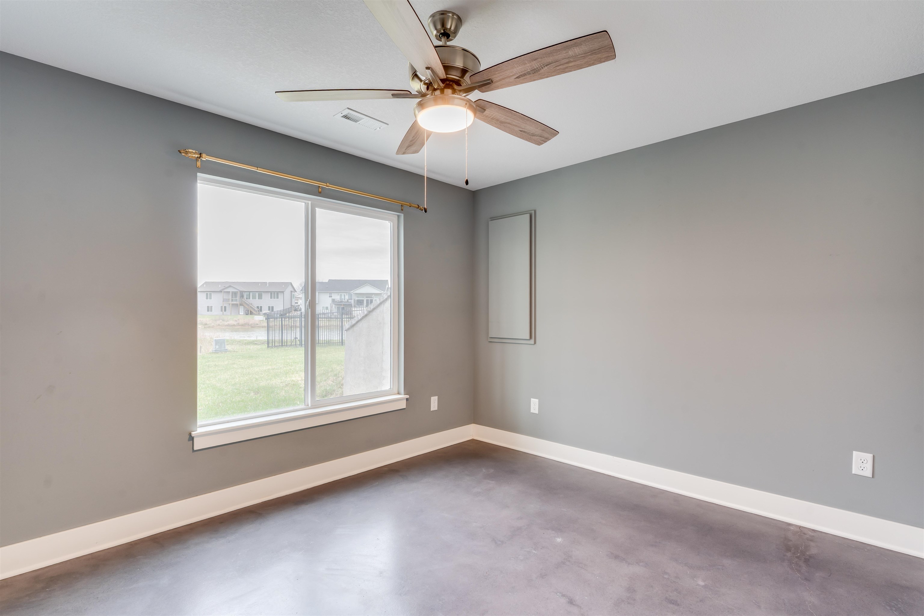 3413 S Capri Property Photo 29