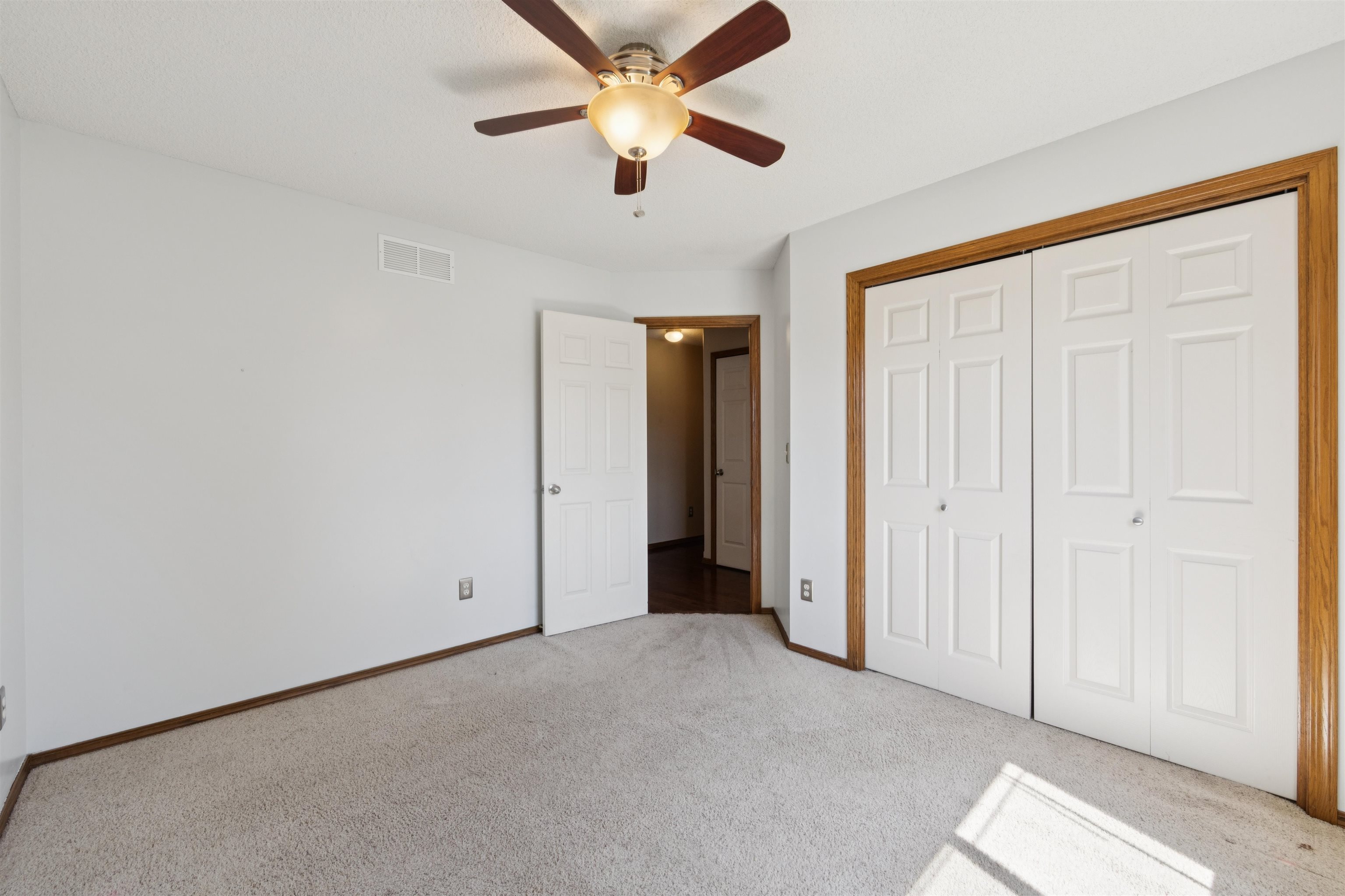 3505 N High Pt Property Photo 17