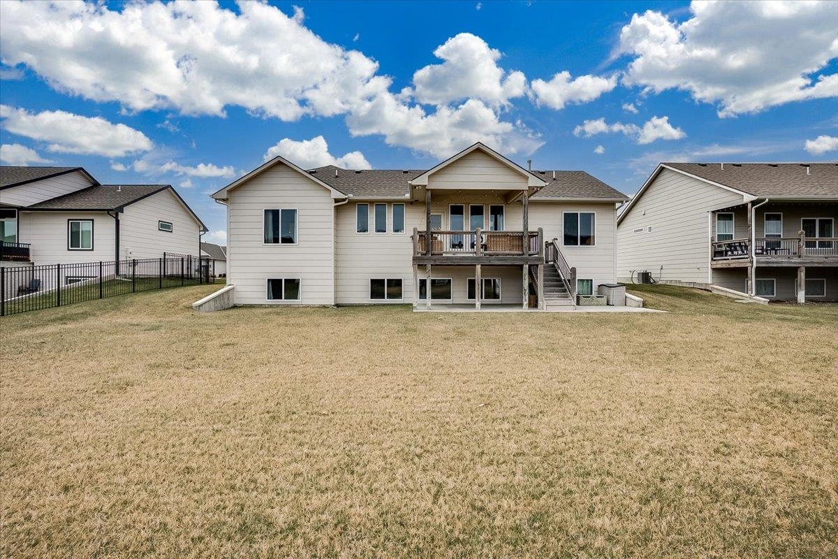 2604 N Pebble Property Photo 32
