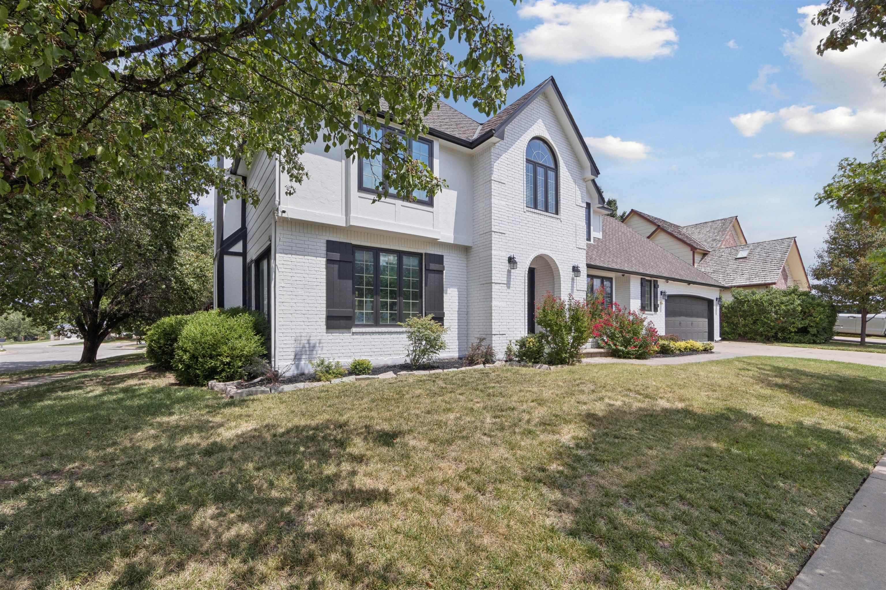 914 N Cypress Ct Property Image