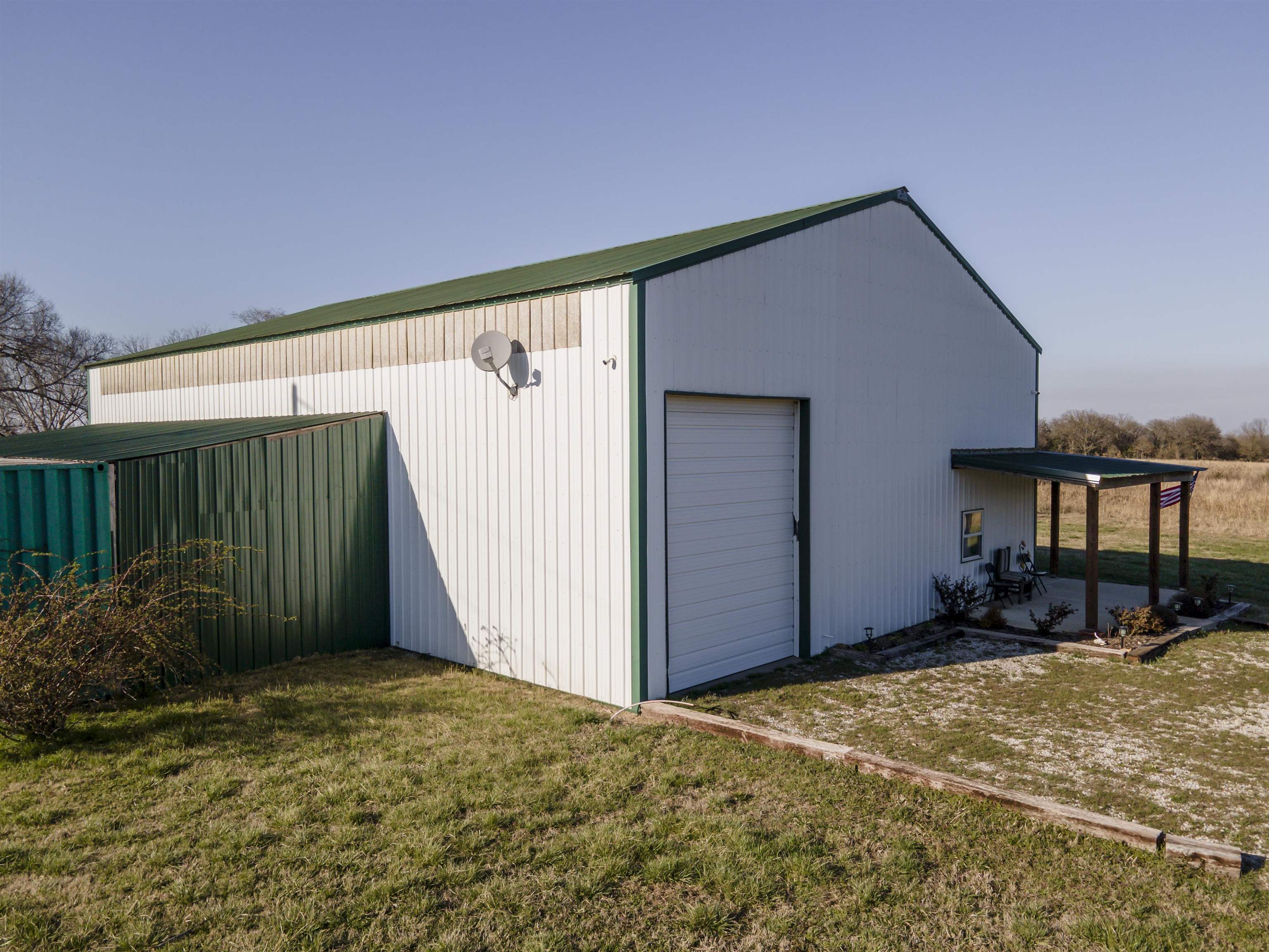 3086 Saddle Road Property Photo 24