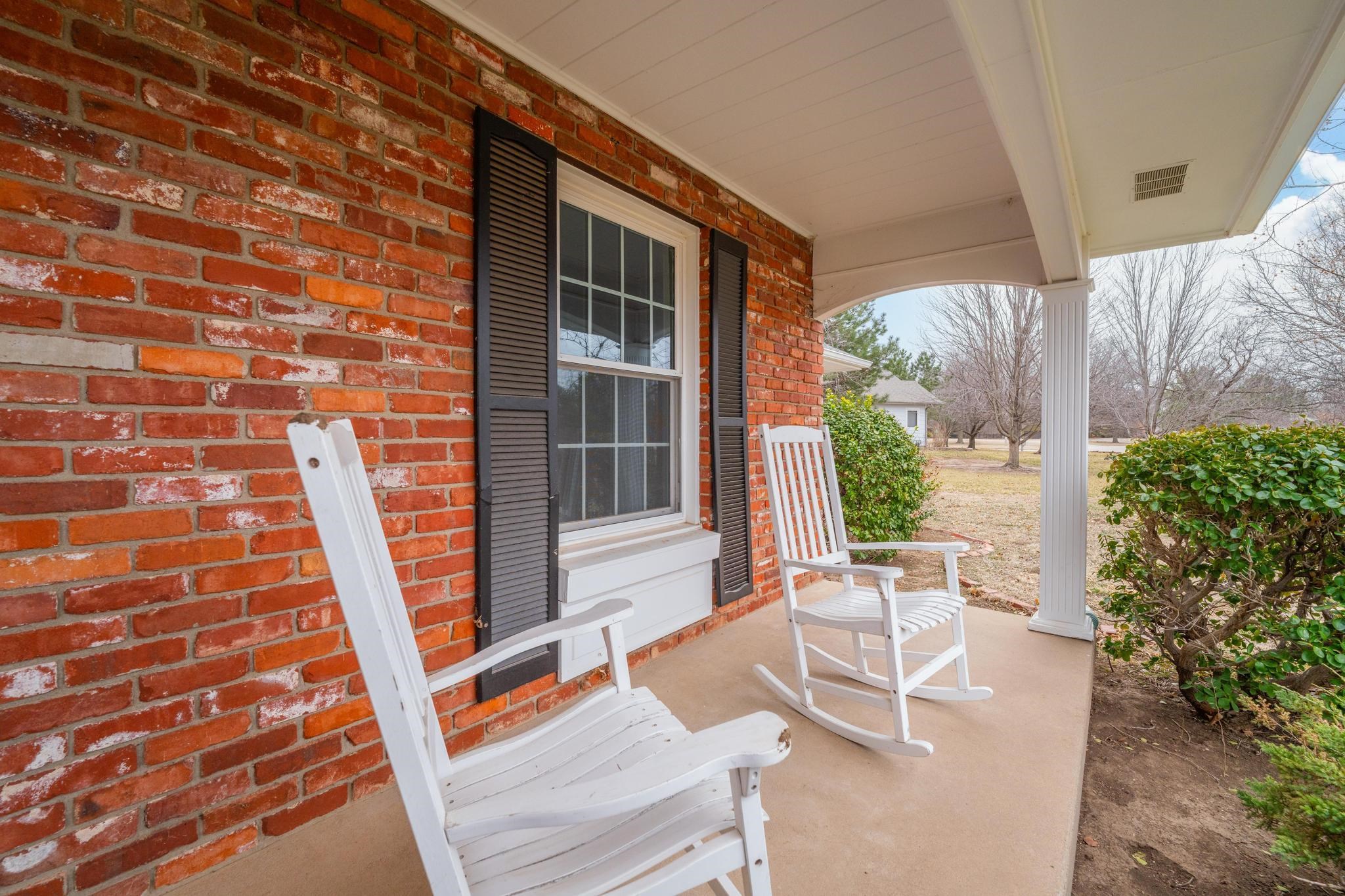 36 Melody Ln Property Photo 5