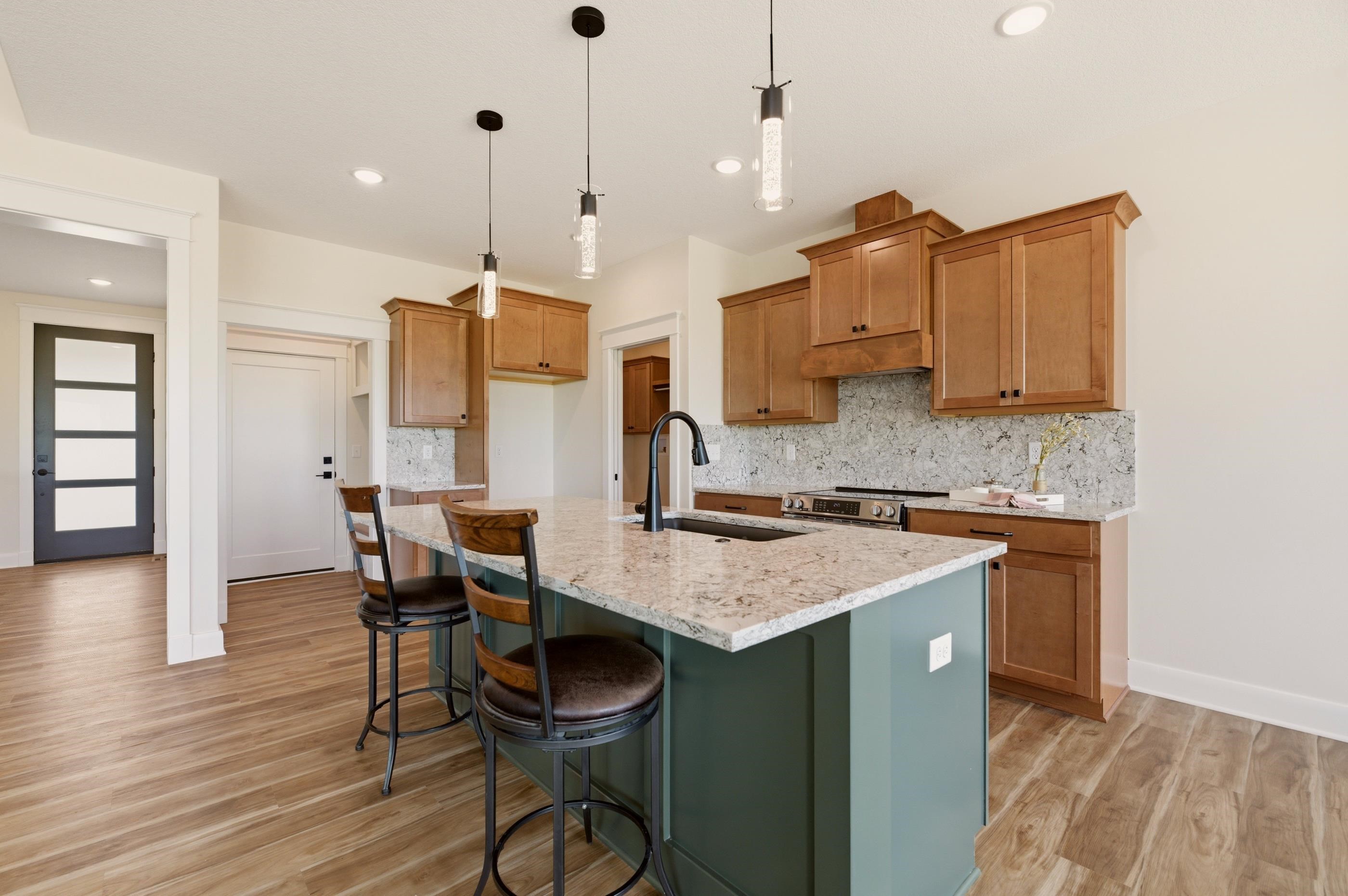 505 Maple Leaf Cir Property Photo 6