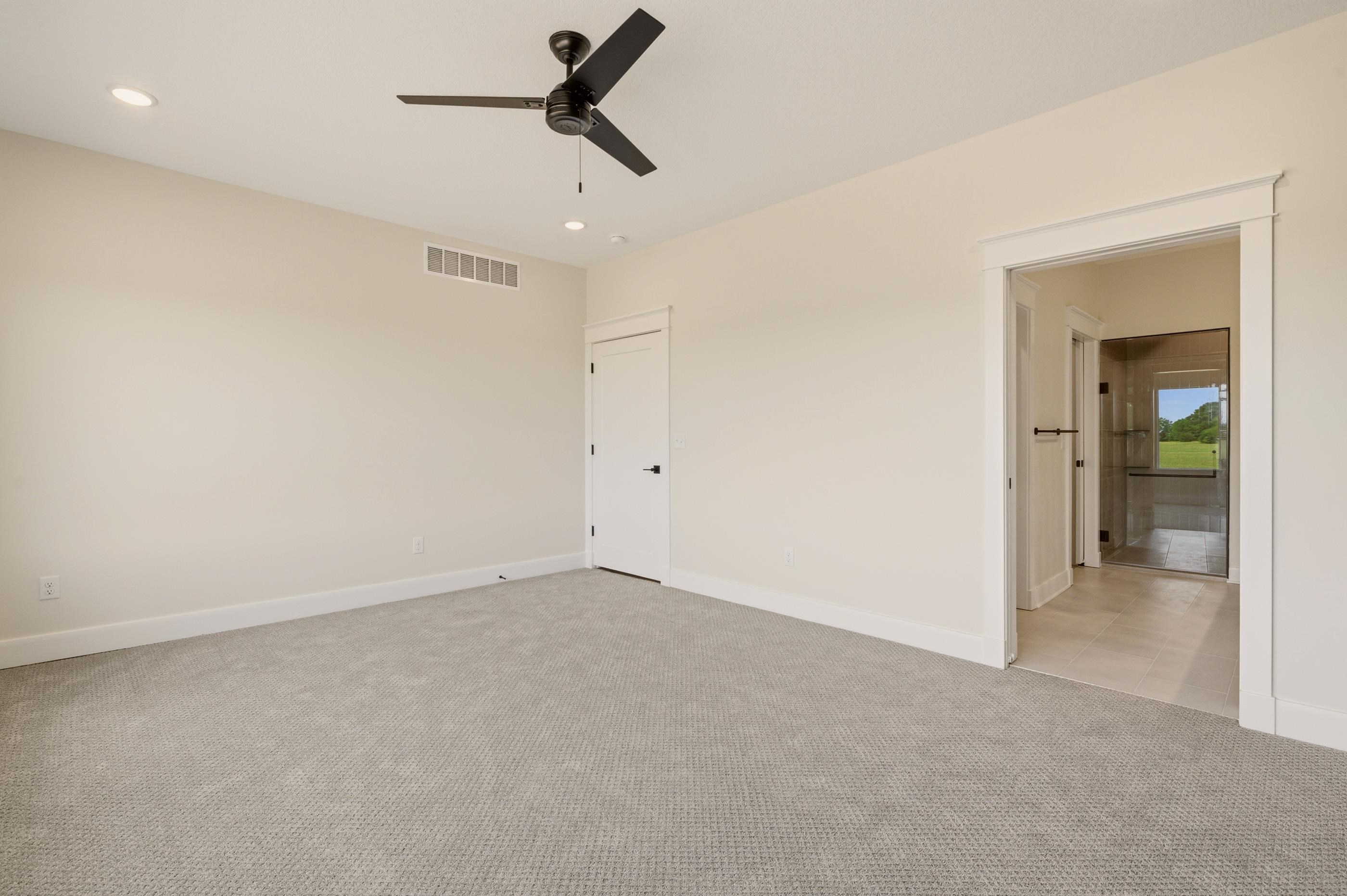 505 Maple Leaf Cir Property Photo 17