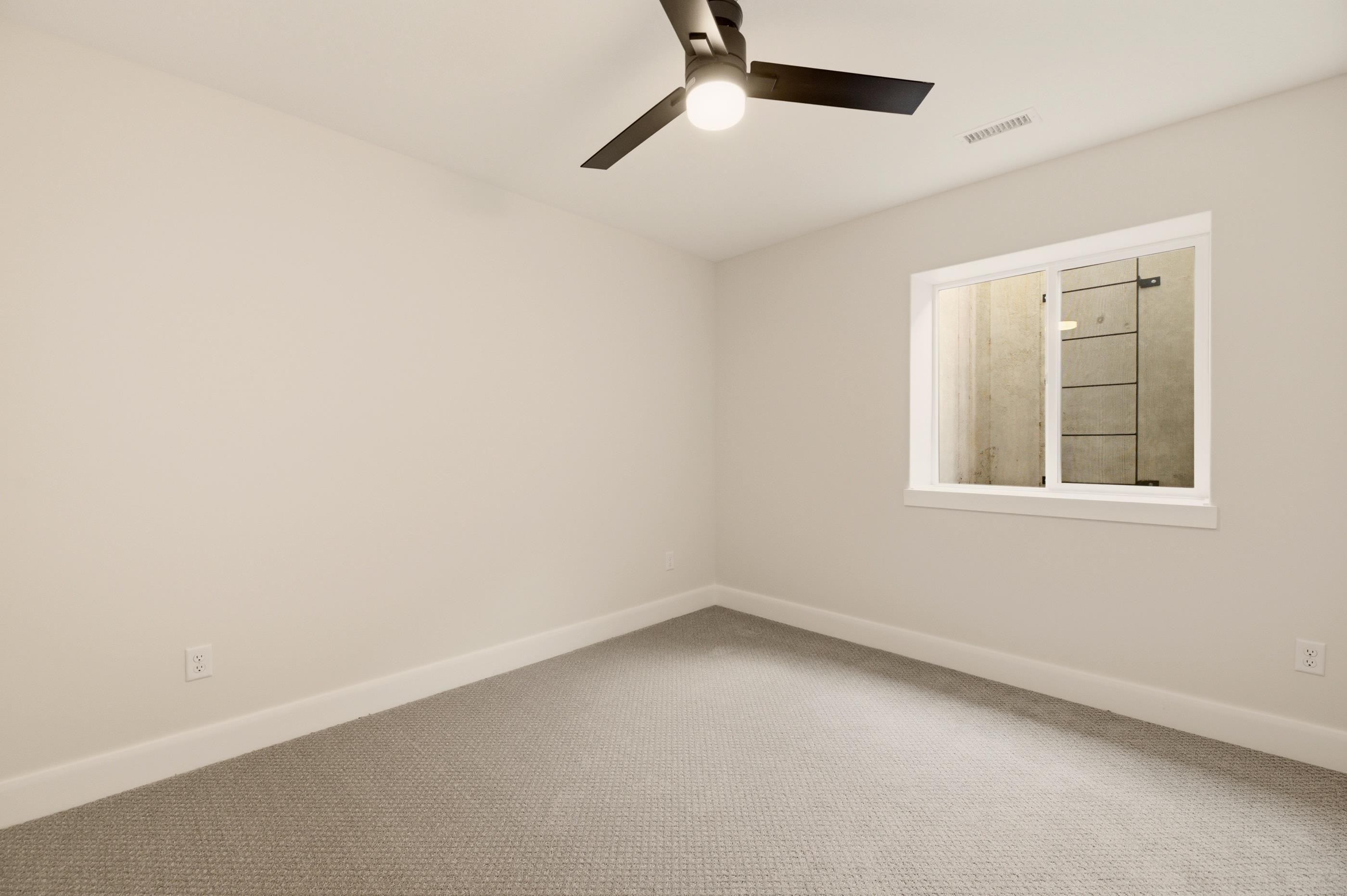 505 Maple Leaf Cir Property Photo 30