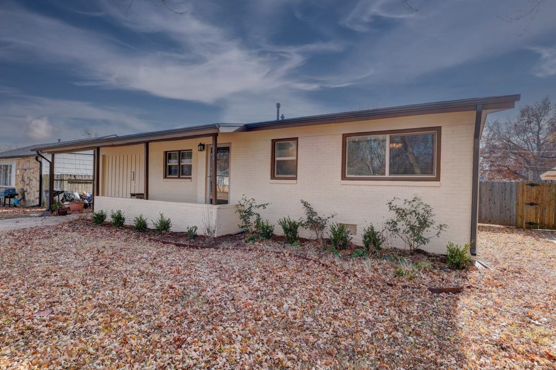 235 Random Rd Property Photo 1