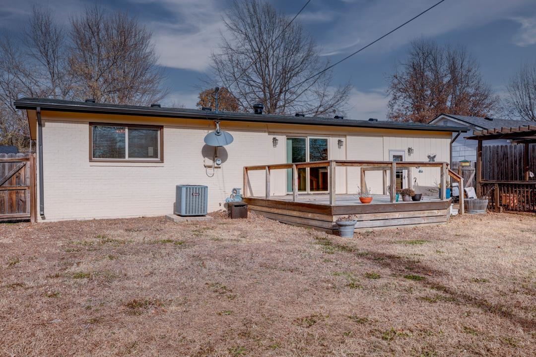 235 Random Rd Property Photo 19