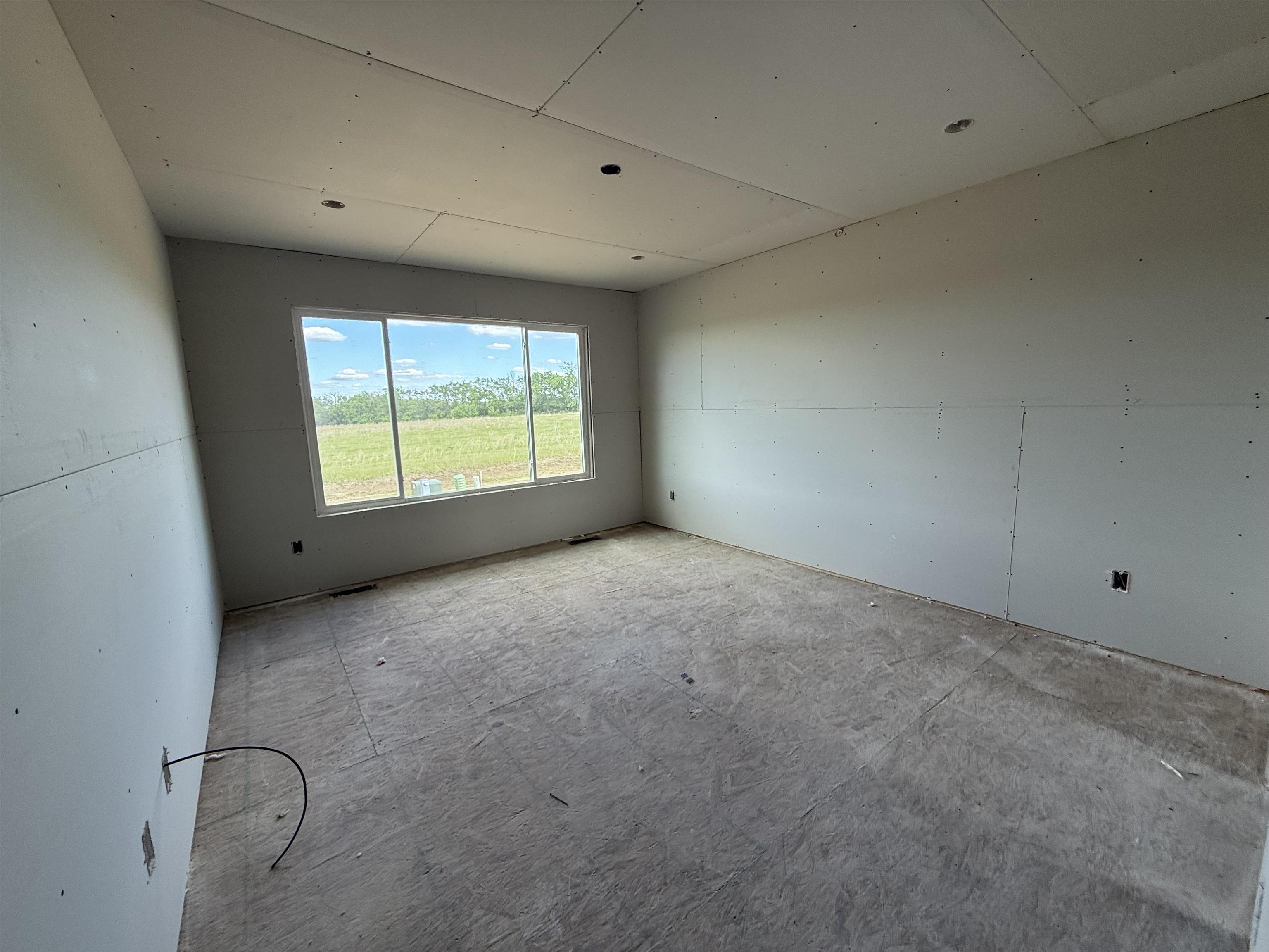 14015 E Wassall St Property Photo 5