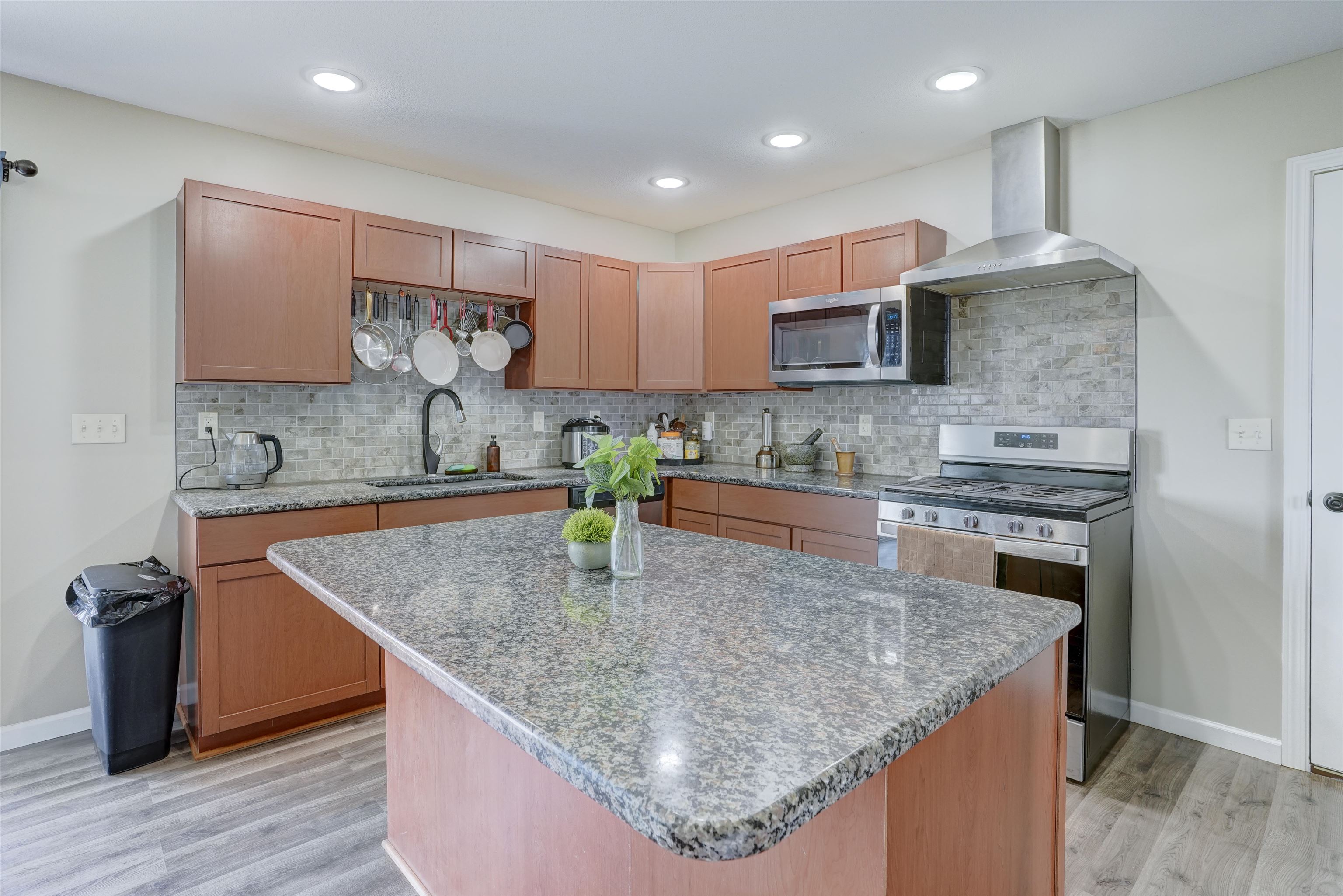 4221 Quail Ridge Dr Property Photo 7