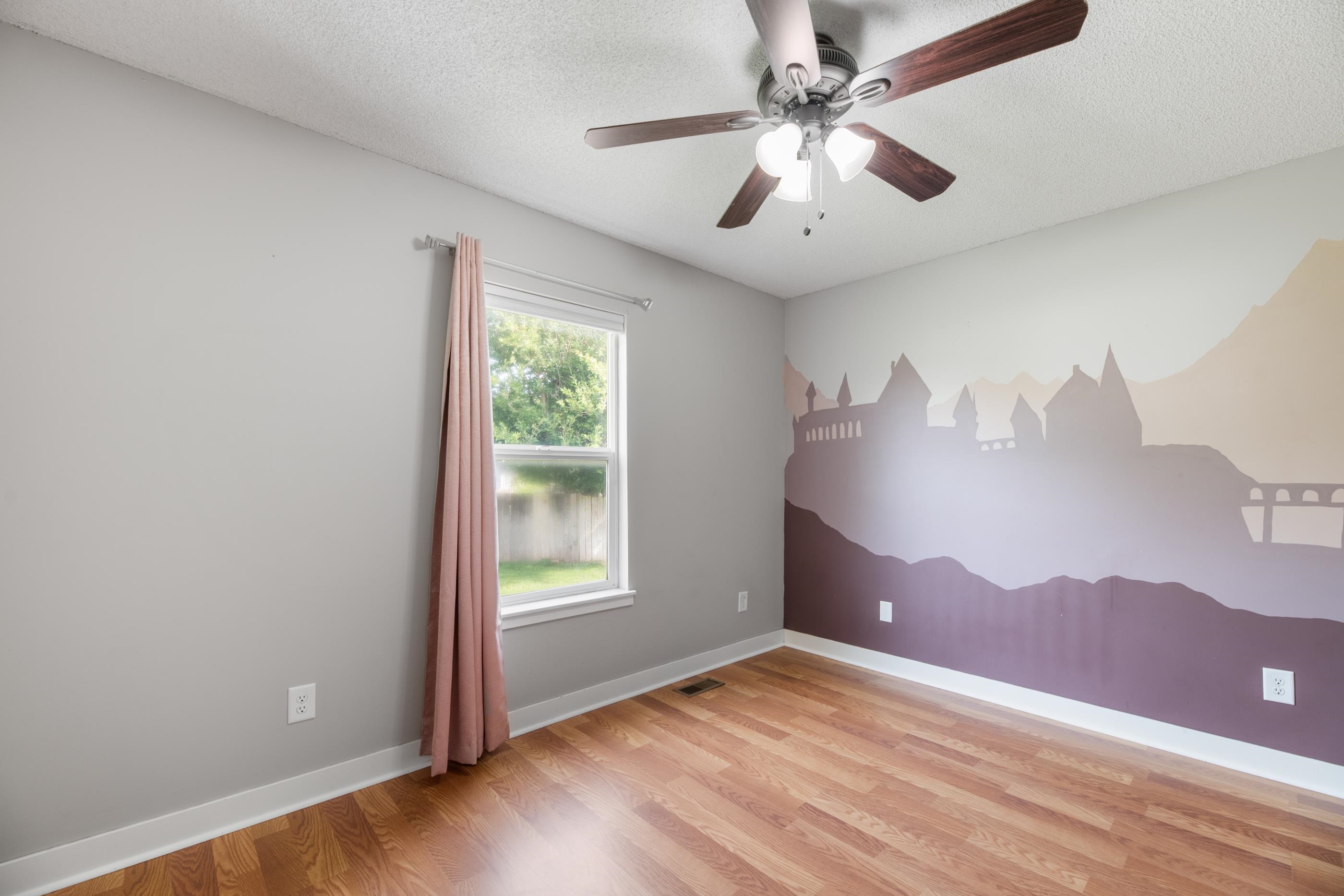 600 Laramie Cir Property Photo 27