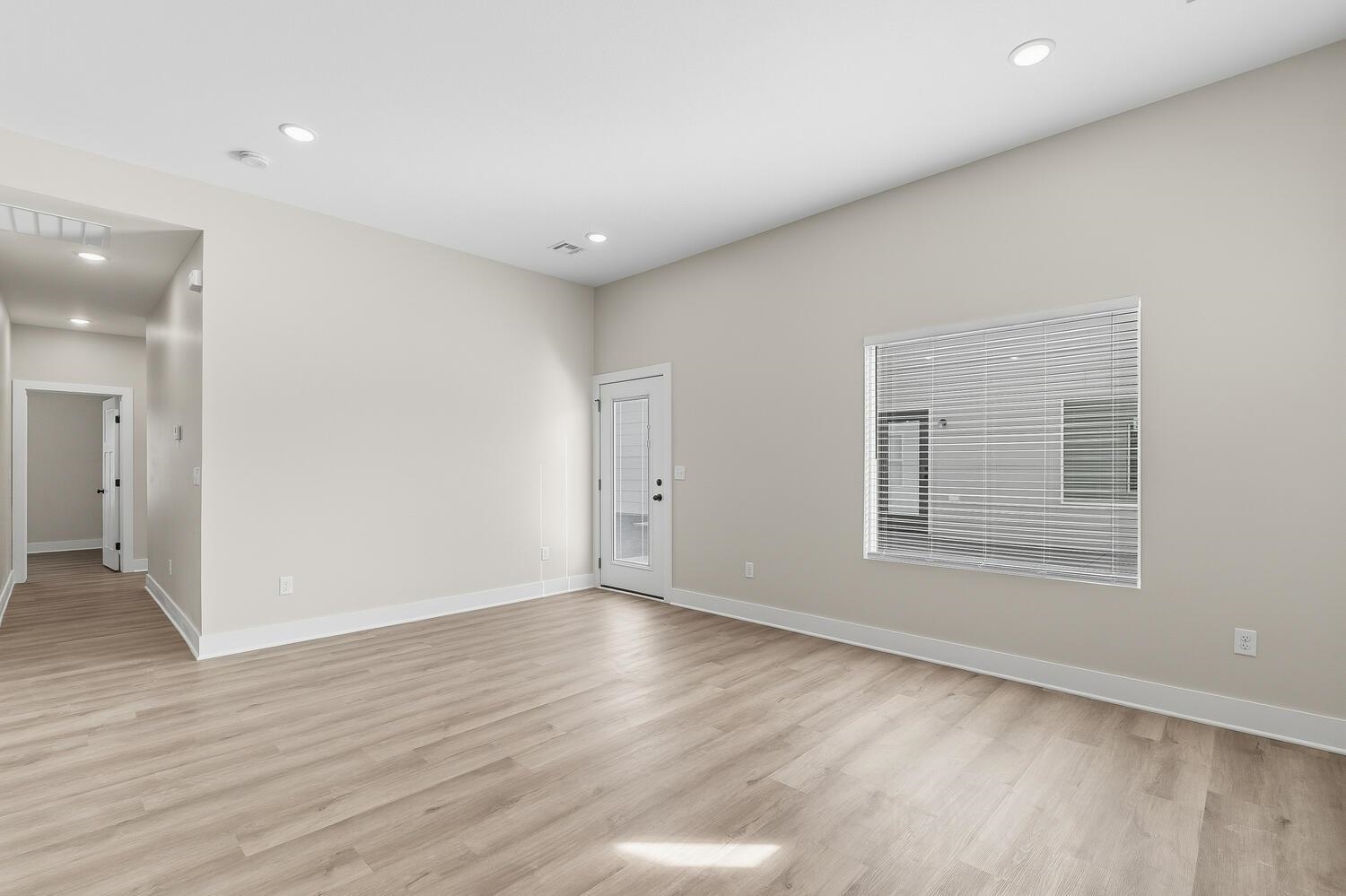 17138 W Lawson Cir Property Photo 5