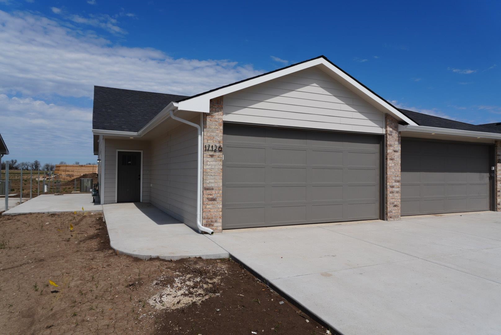17126 W Lawson Cir Property Photo 1