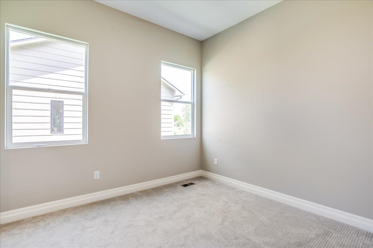 9642 W Cedar Lane Property Photo 18