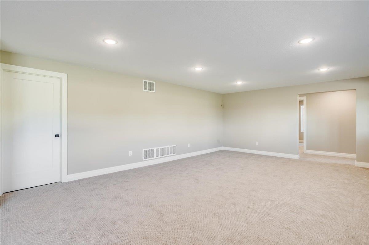 9642 W Cedar Lane Property Photo 26