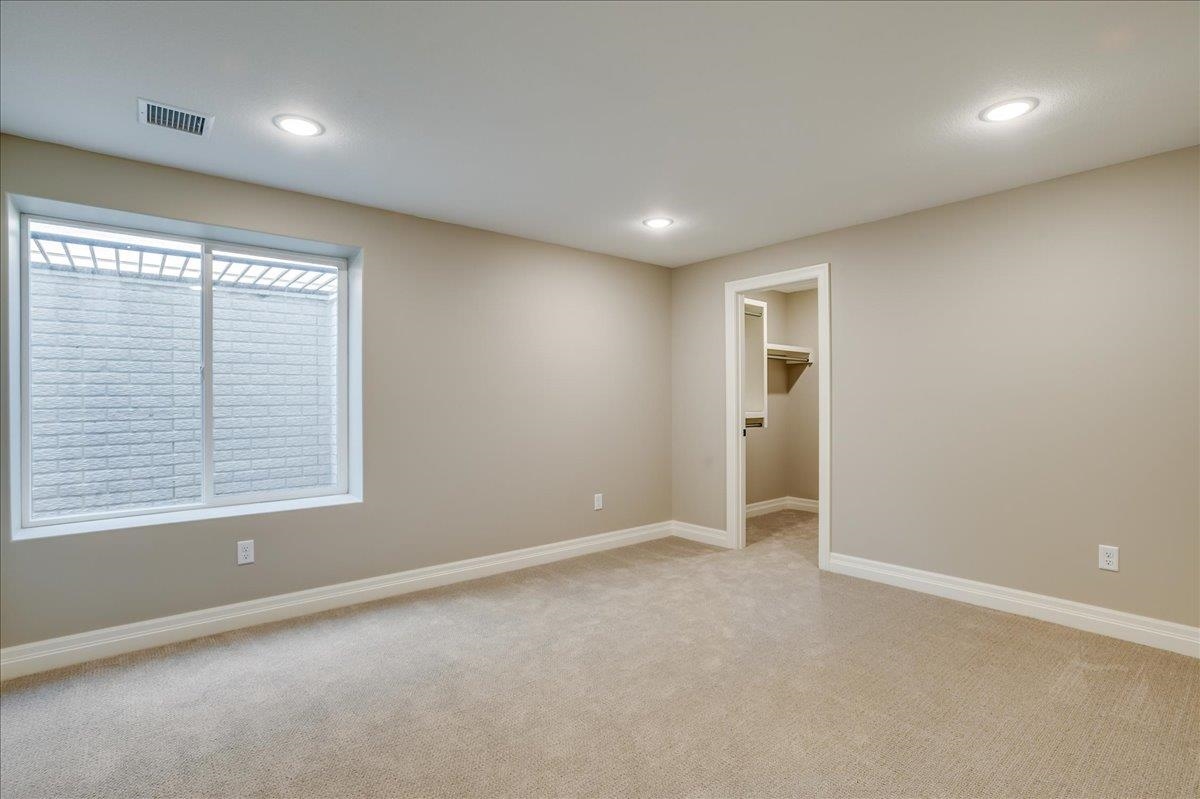 9642 W Cedar Lane Property Photo 30
