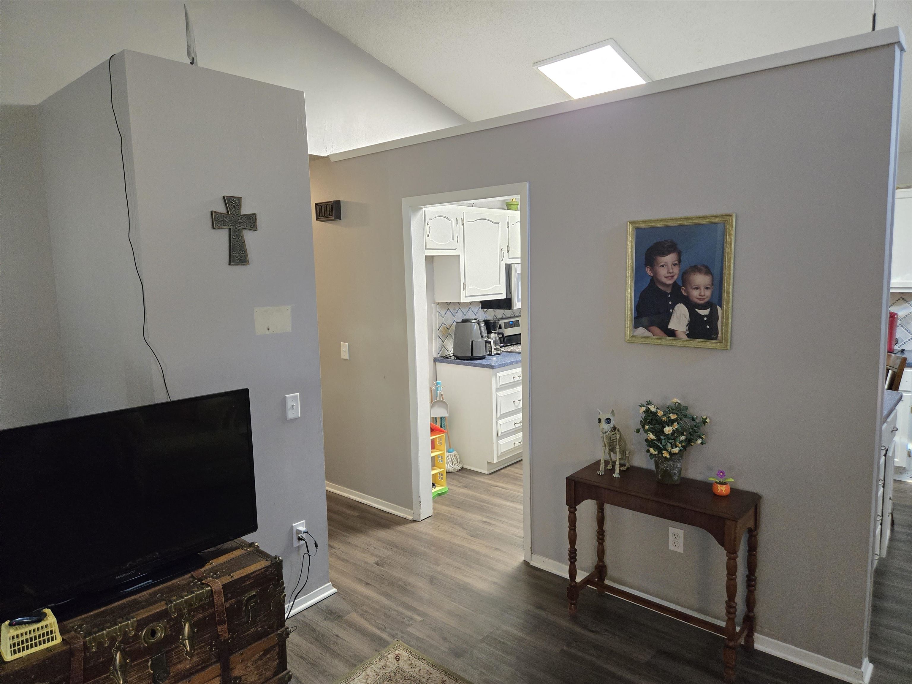 11210 W Taylor St Property Photo 16