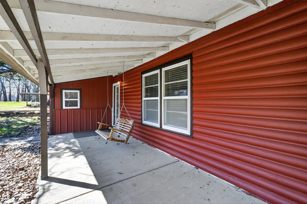 216 E Lakeview Dr Property Photo 4