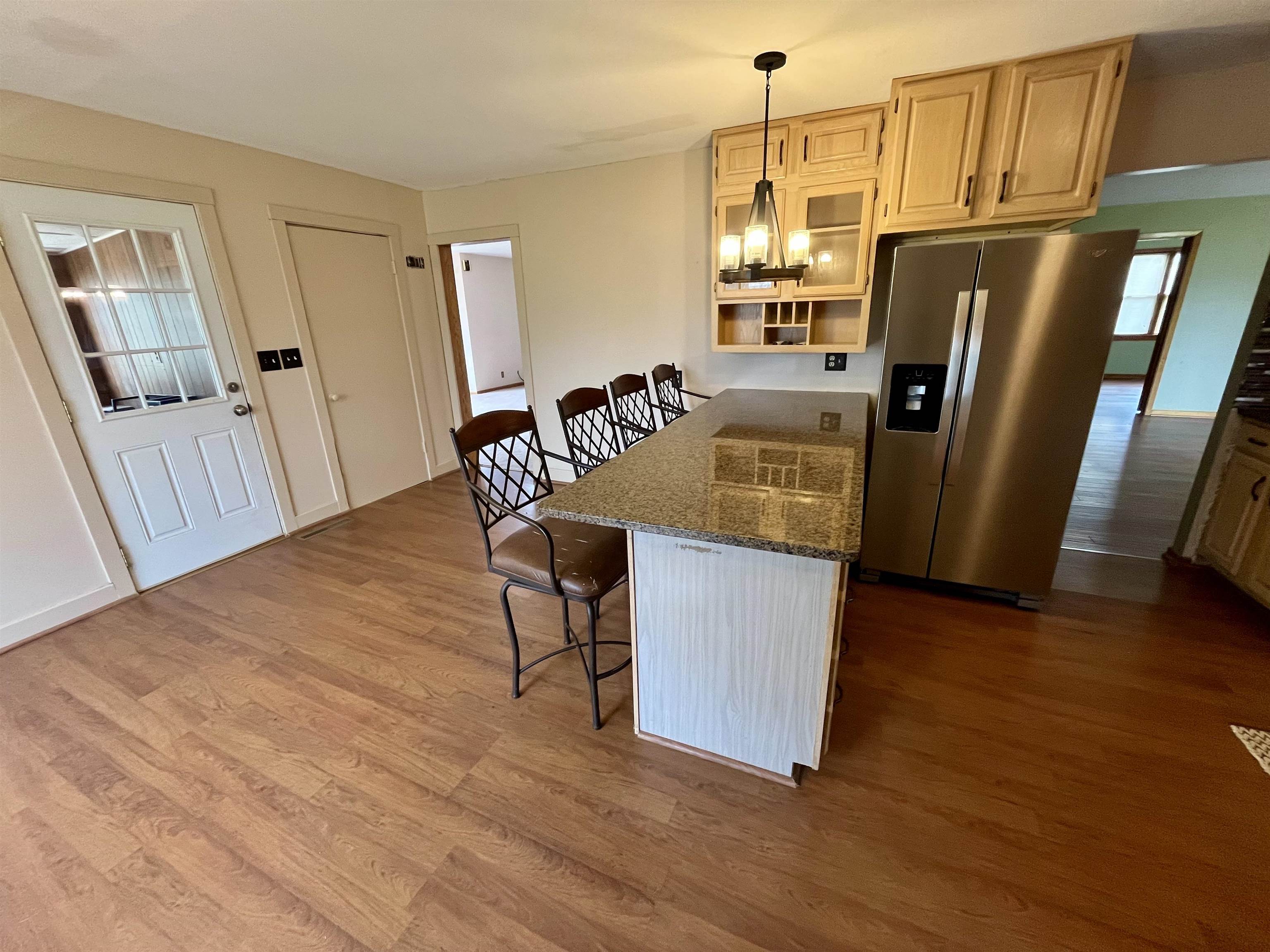 1512 W Blanchard Ave Property Photo 6