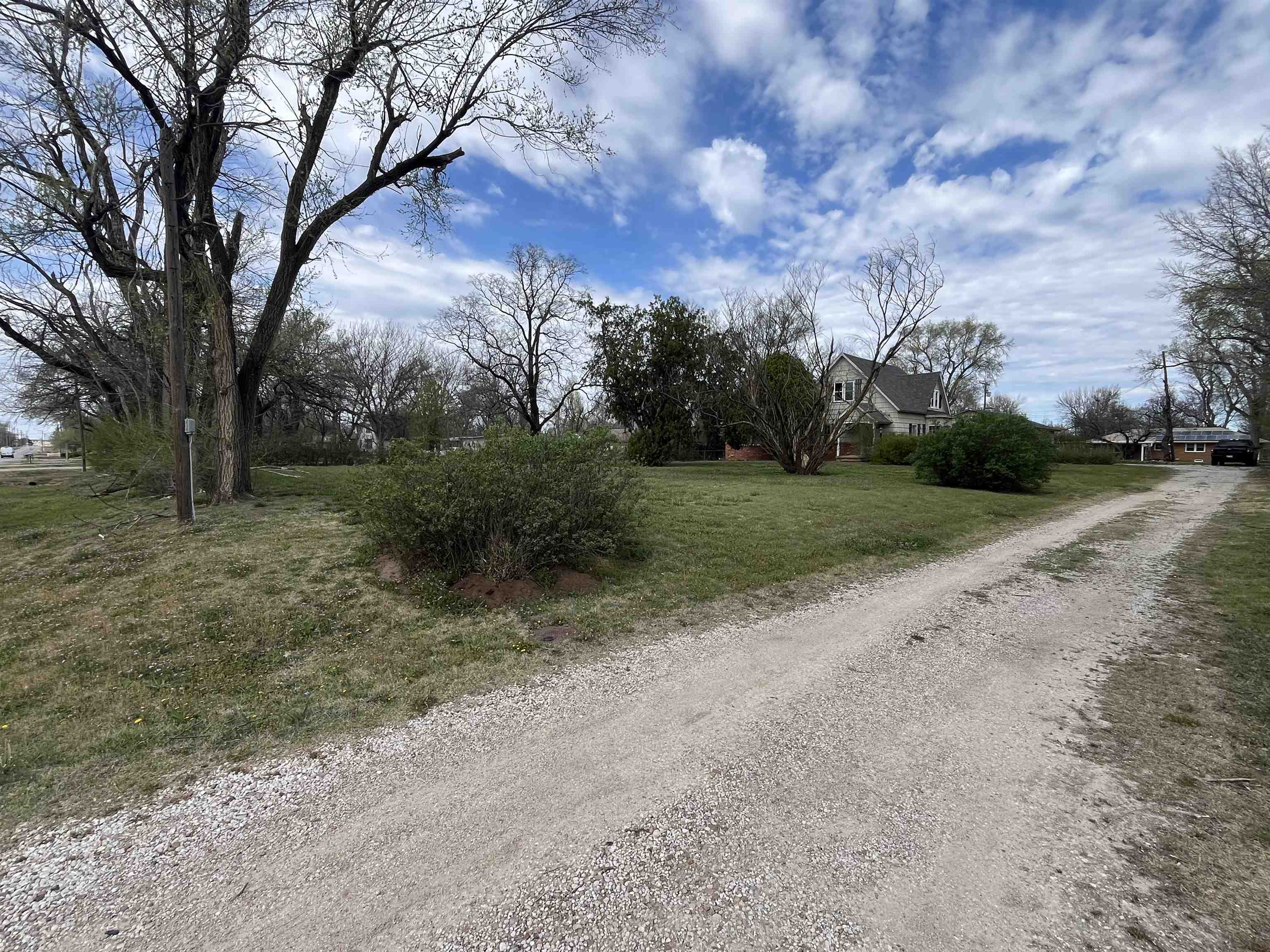 1512 W Blanchard Ave Property Photo 21