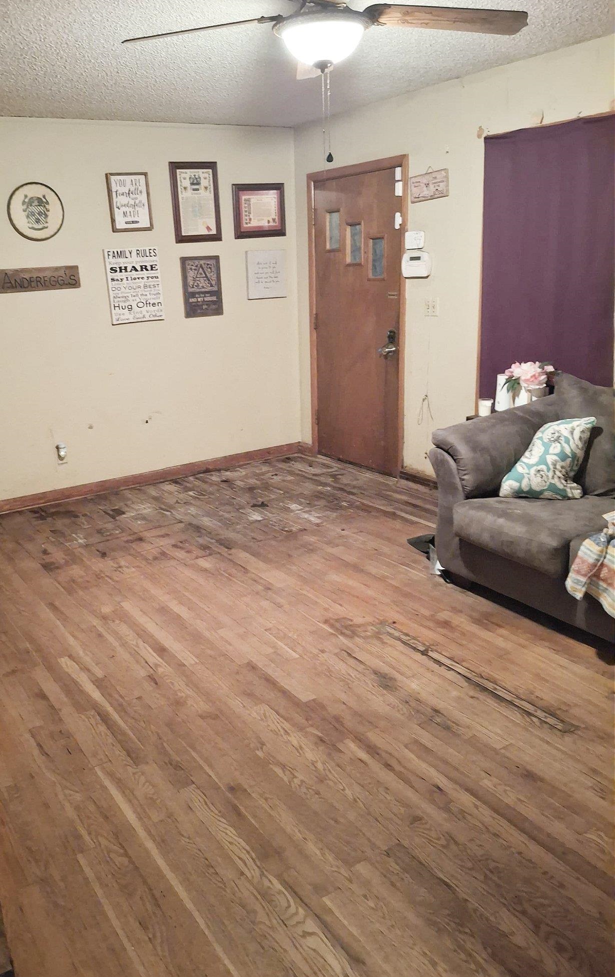 4700 S Ida Ave Property Photo 2