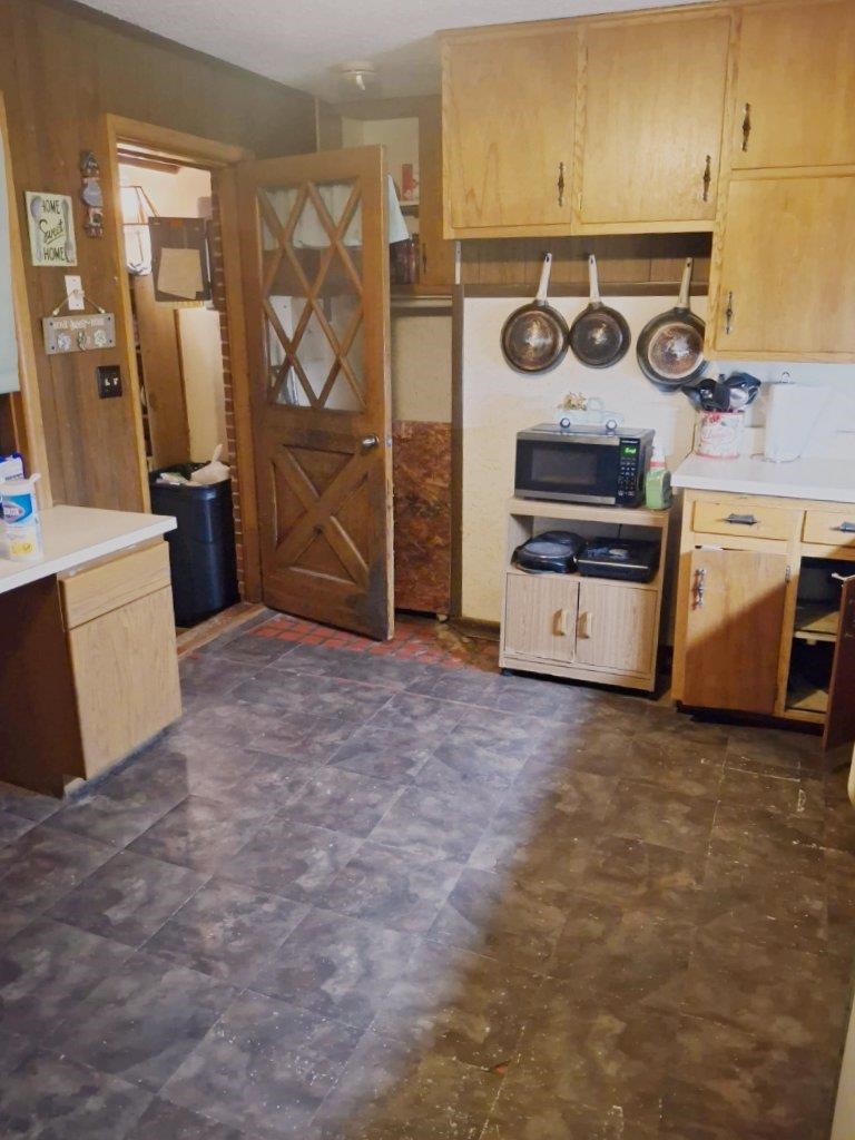 4700 S Ida Ave Property Photo 4