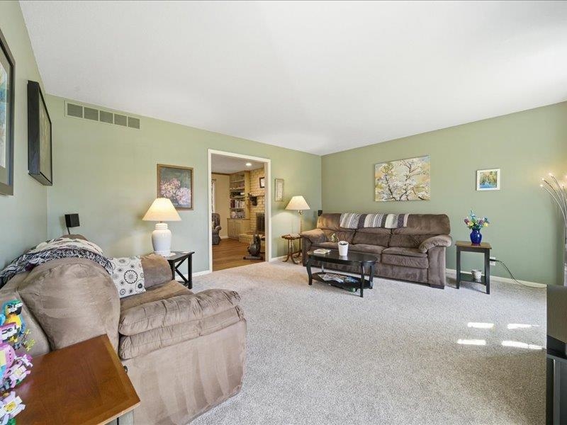 8302 E Limerick Property Photo 4