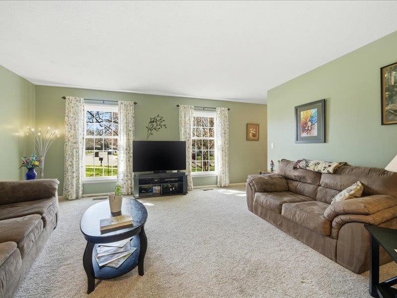 8302 E Limerick Property Photo 5