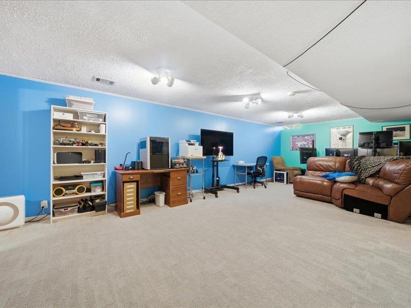 8302 E Limerick Property Photo 26