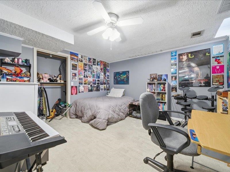 8302 E Limerick Property Photo 27