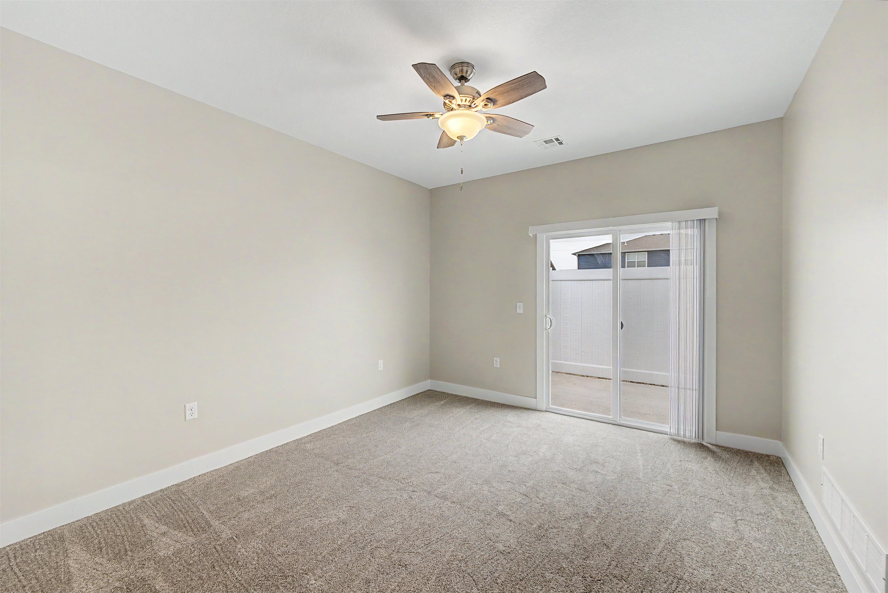 2716 Amelia Ln. Property Photo 10