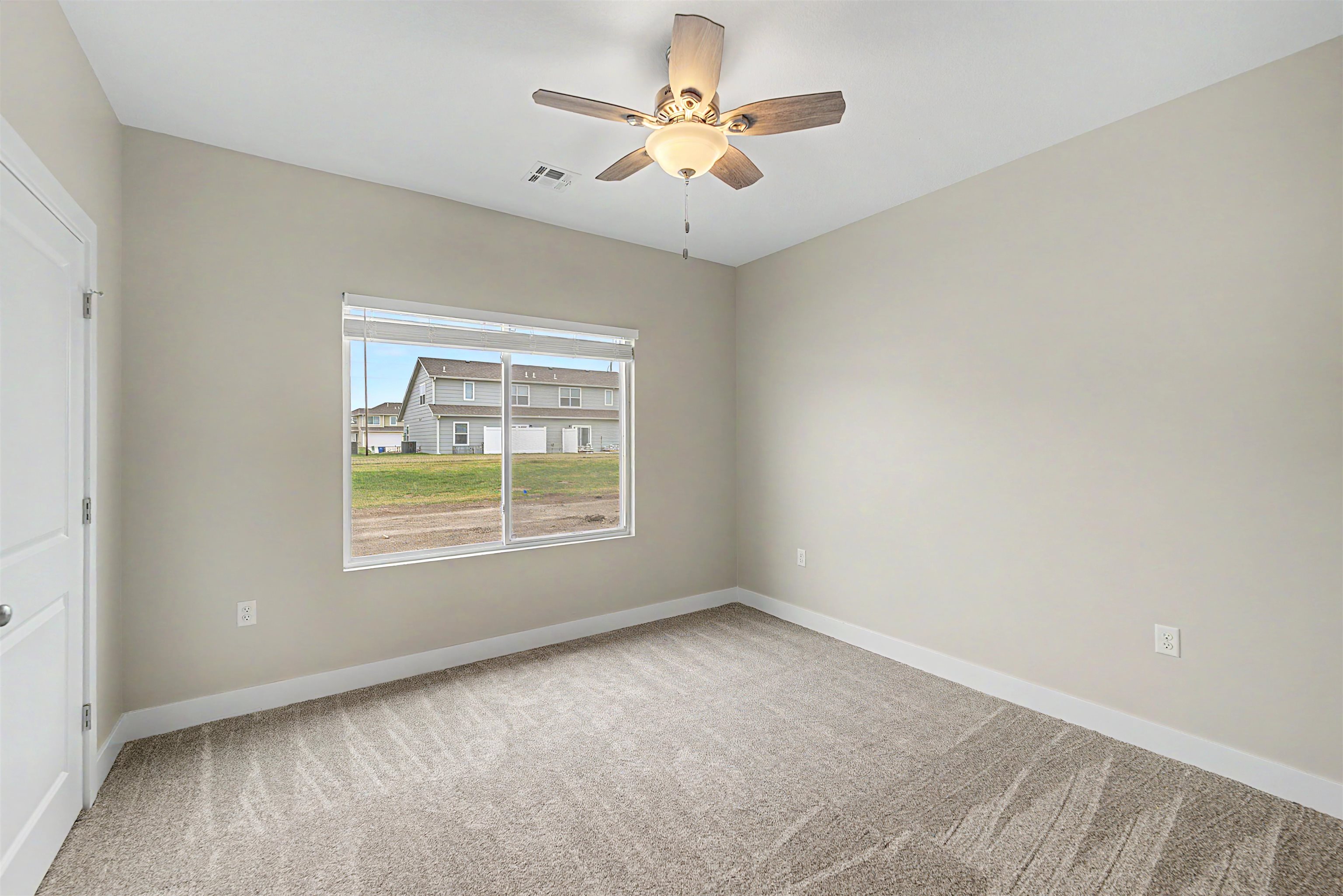 2716 Amelia Ln. Property Photo 12