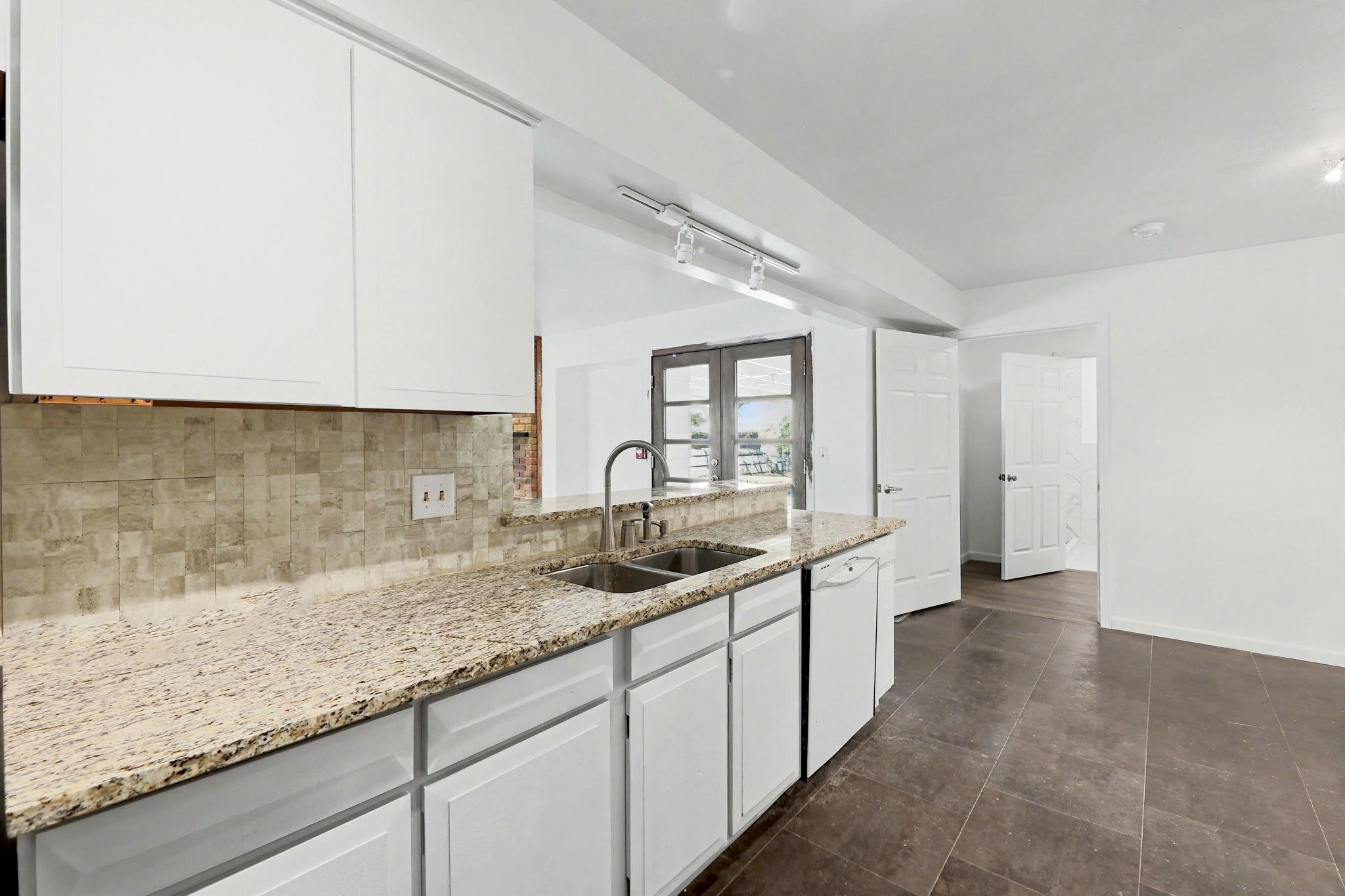 8026 E Morningside St Property Photo 22