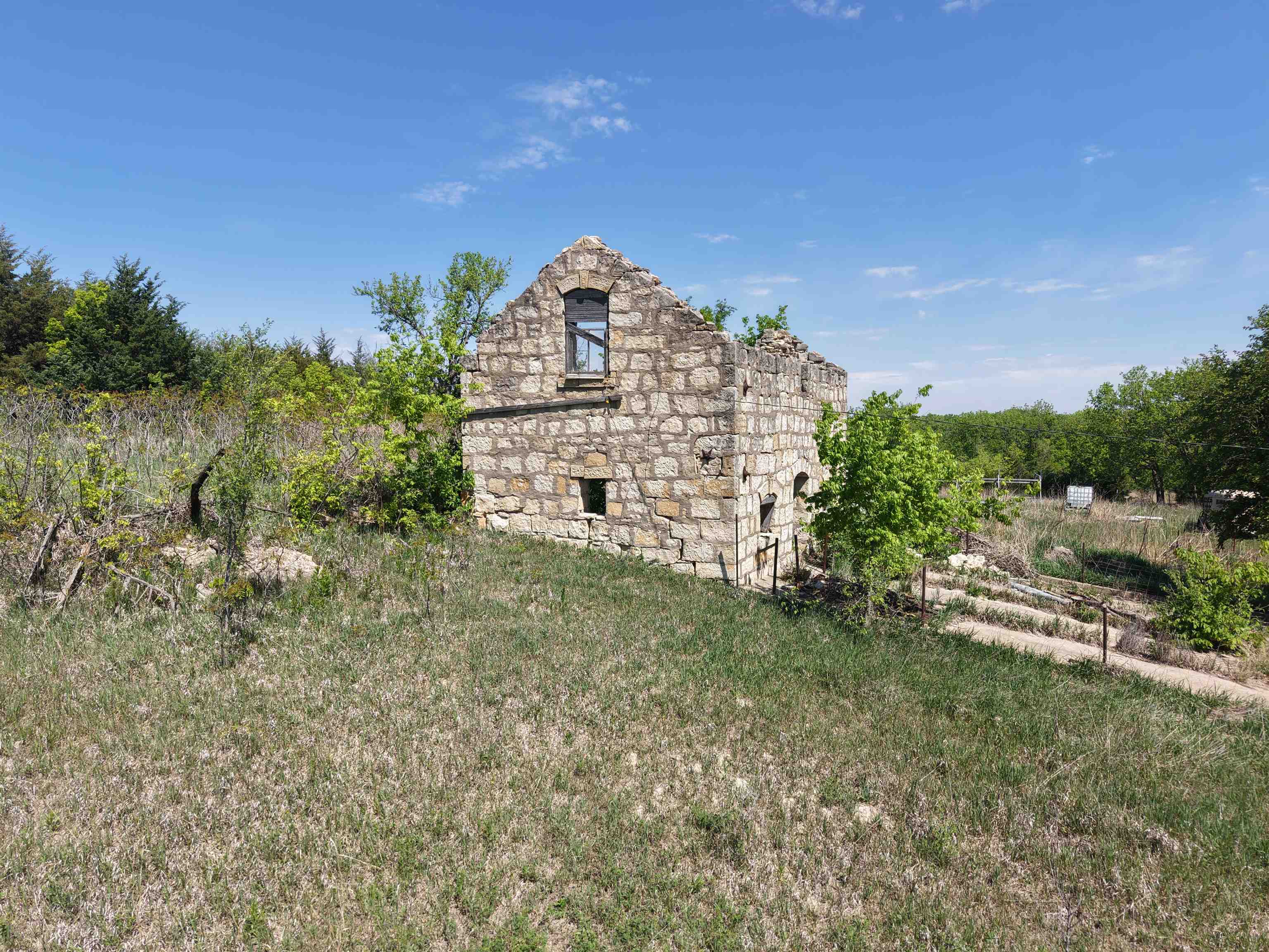 1555 2150 Avenue Property Photo 7