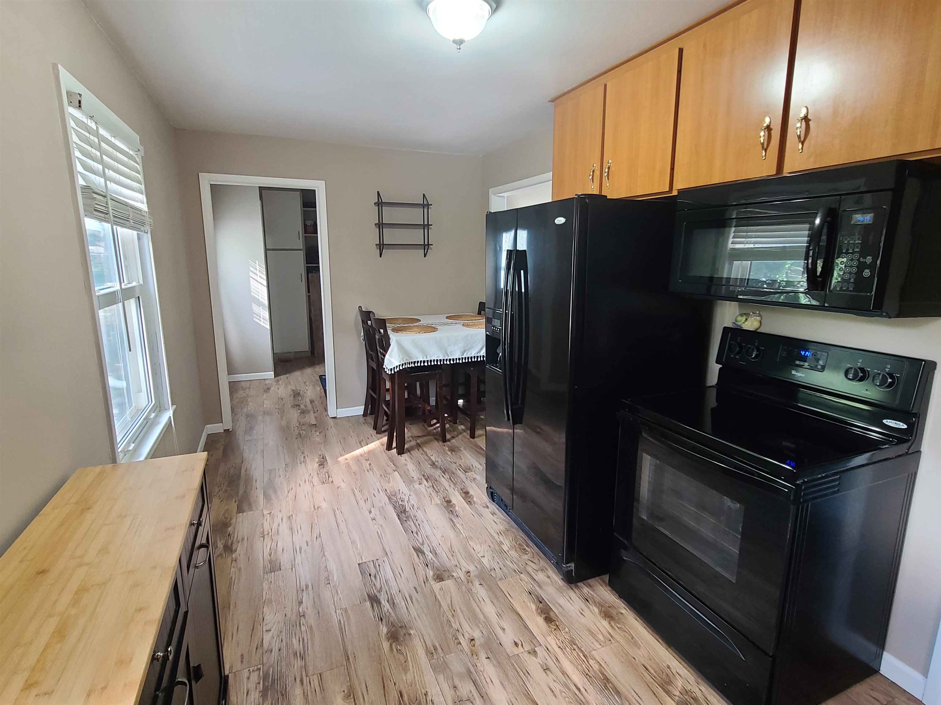 1035 N Georgie Property Photo 13