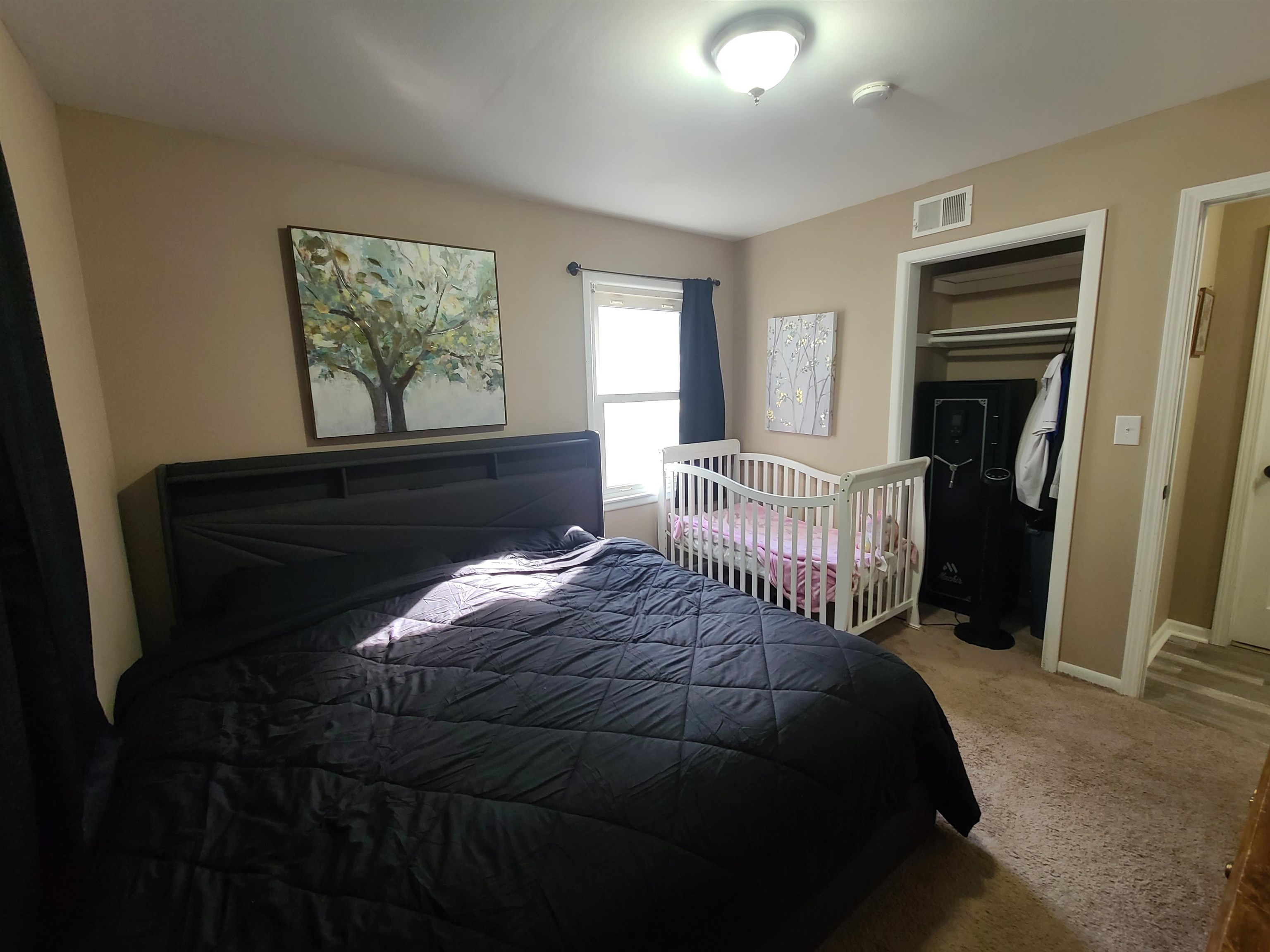1035 N Georgie Property Photo 19