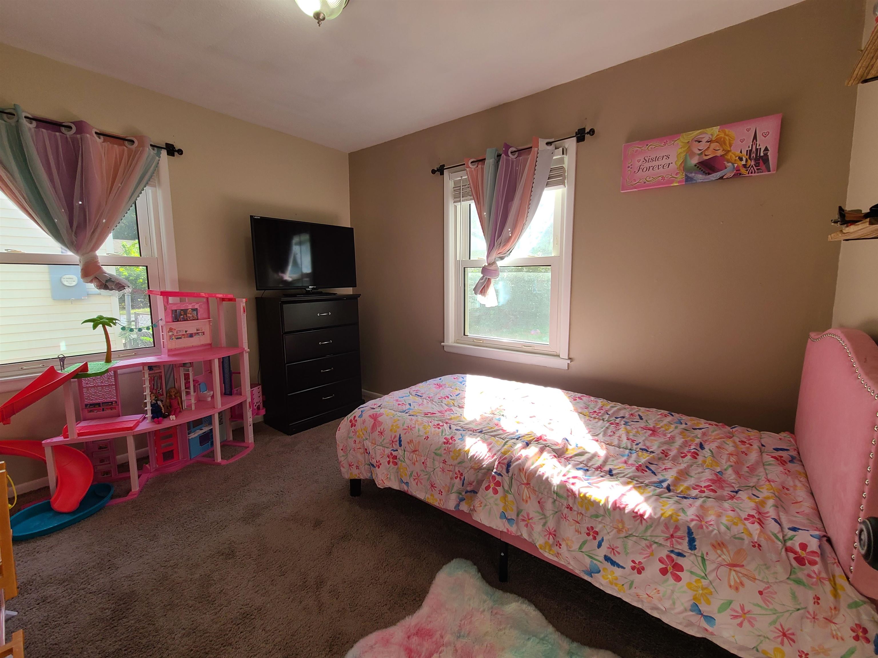 1035 N Georgie Property Photo 21