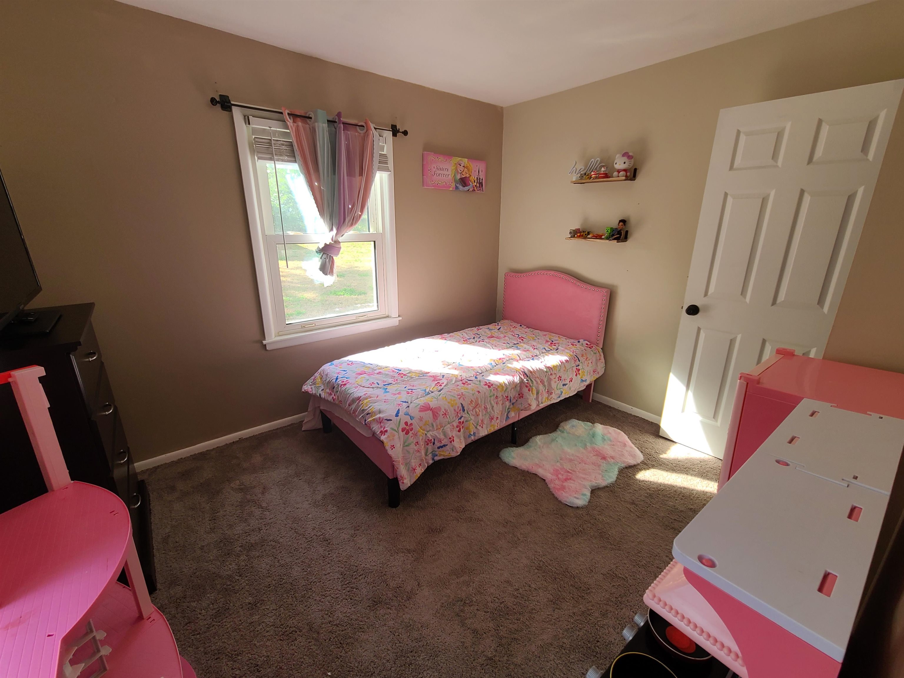 1035 N Georgie Property Photo 22