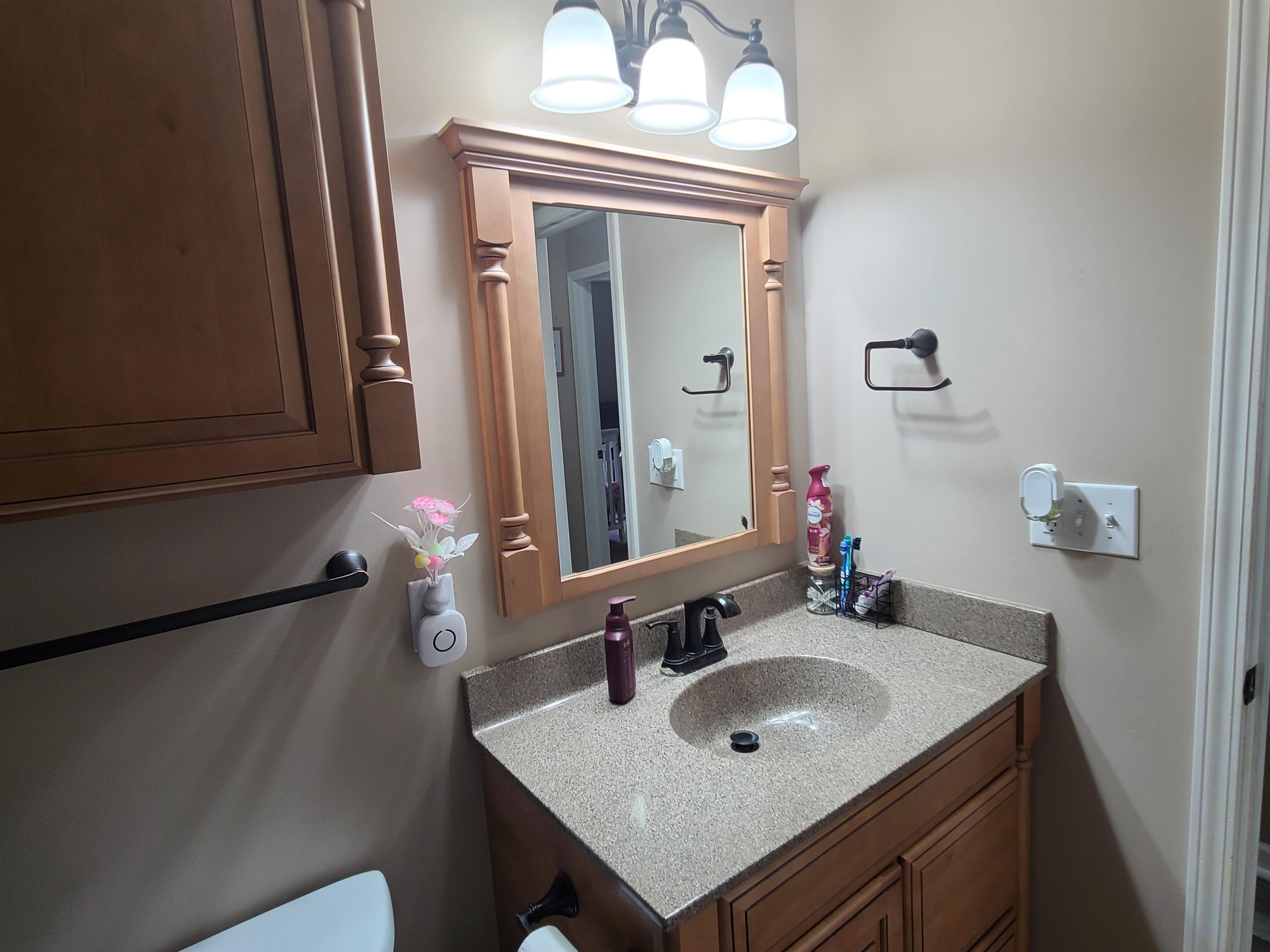 1035 N Georgie Property Photo 26