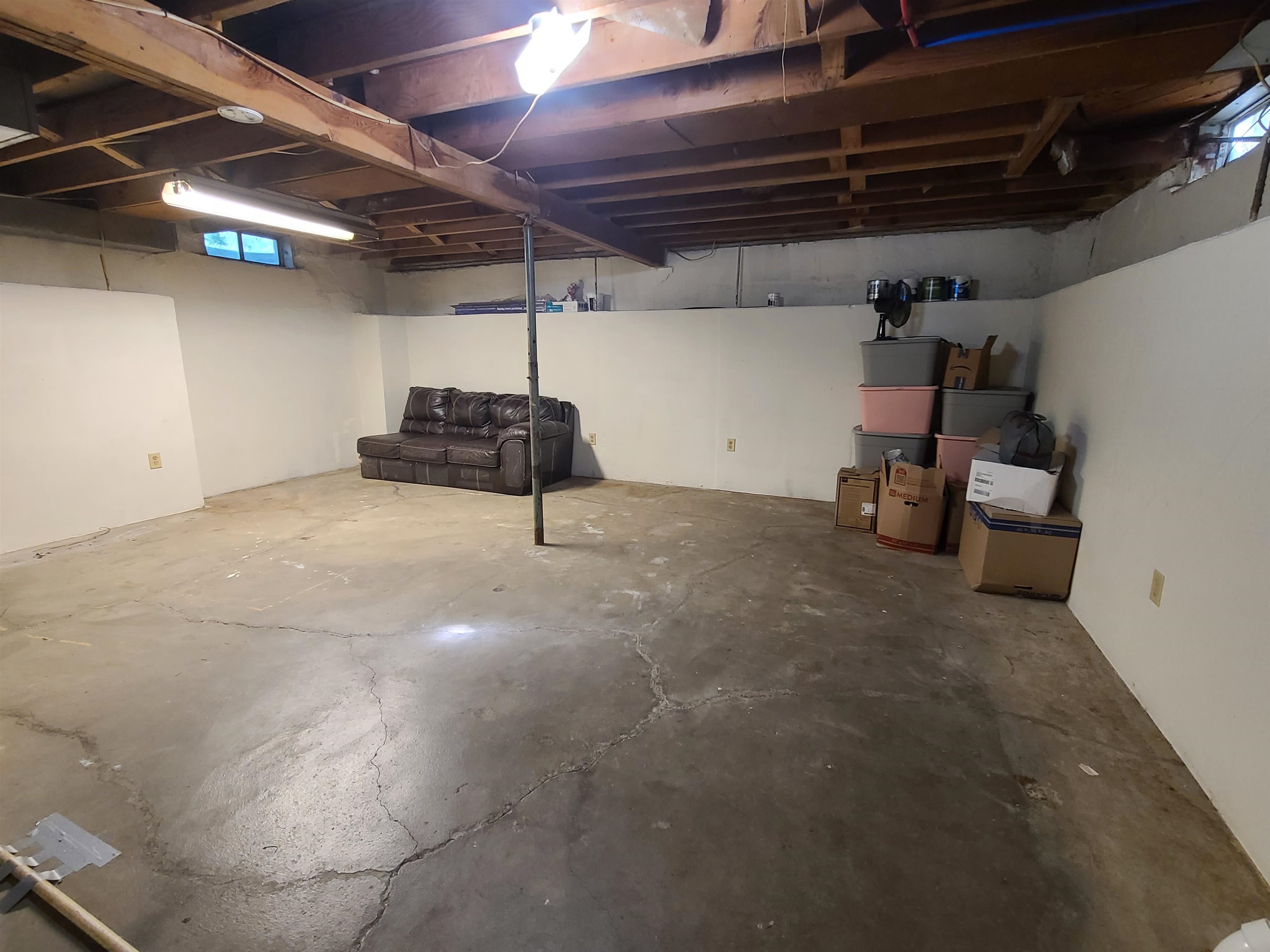 1035 N Georgie Property Photo 31