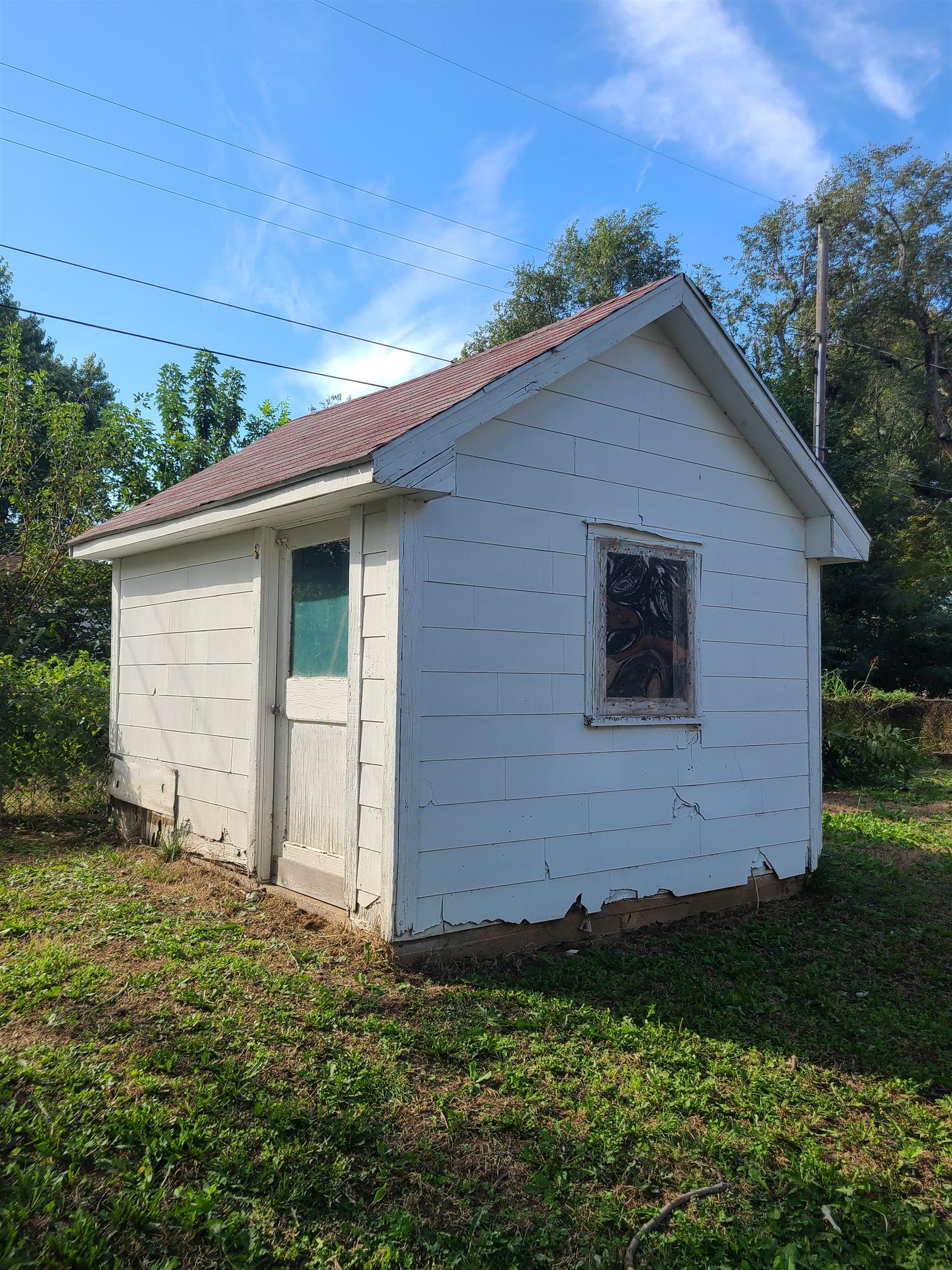 1035 N Georgie Property Photo 35