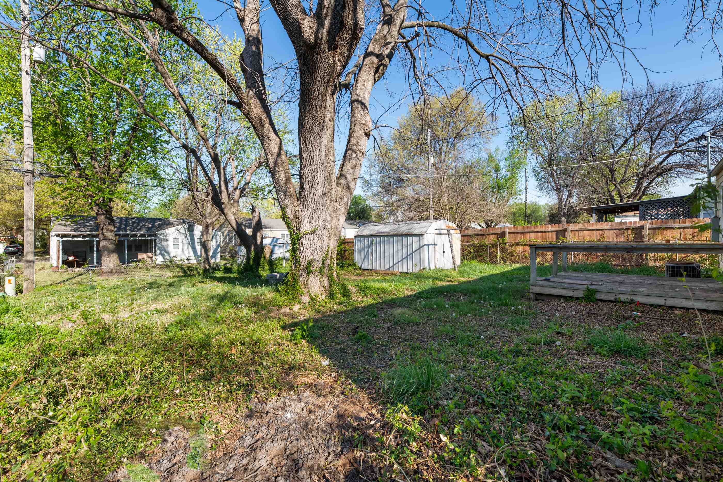 2331 S Dellrose Ave Property Photo 33