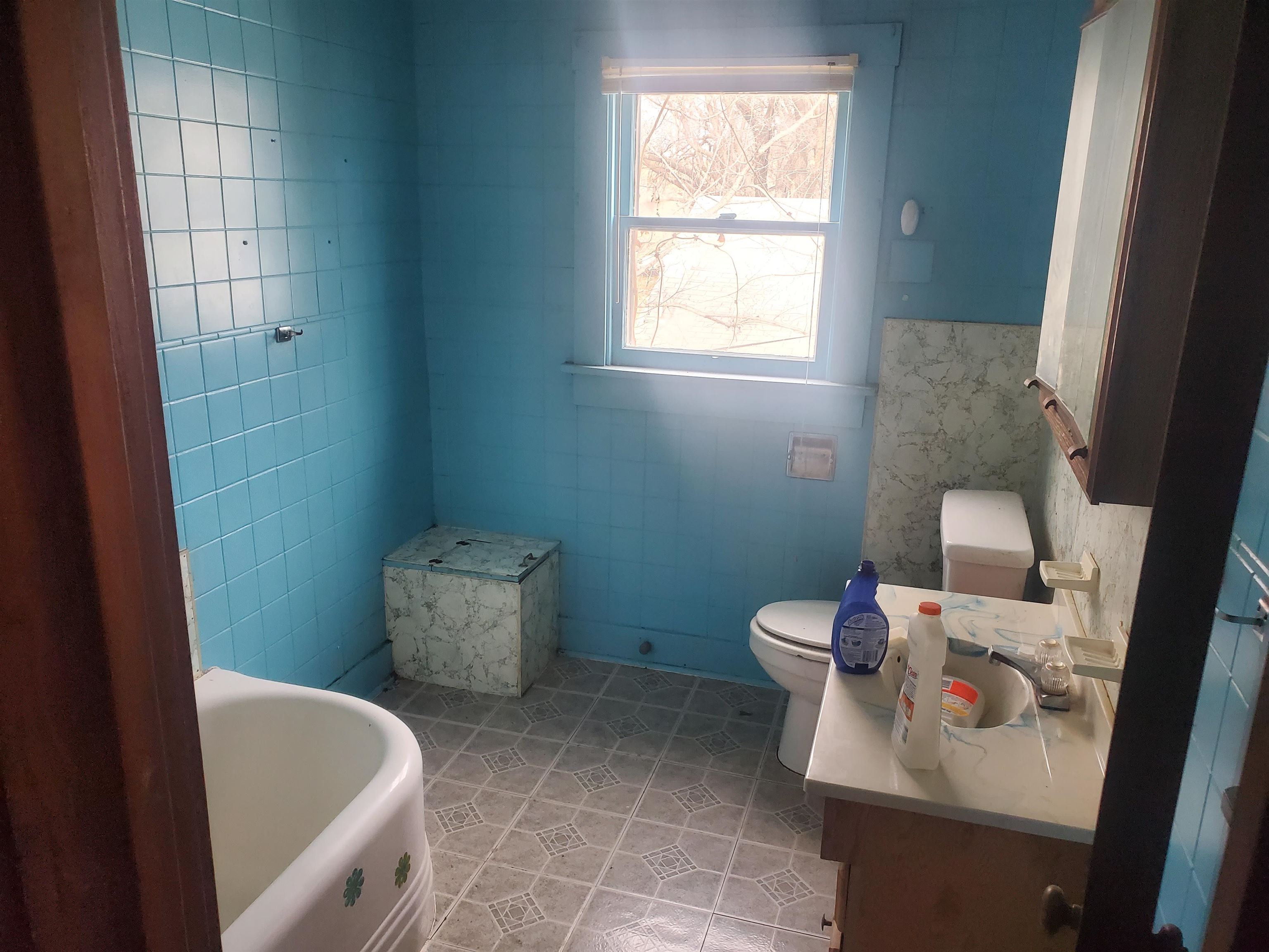 427 S 2nd Property Photo 14