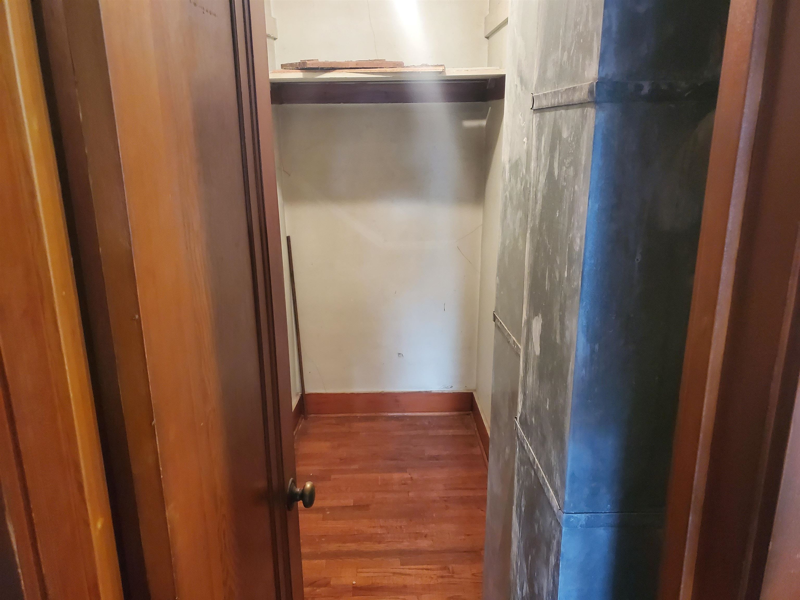 427 S 2nd Property Photo 15